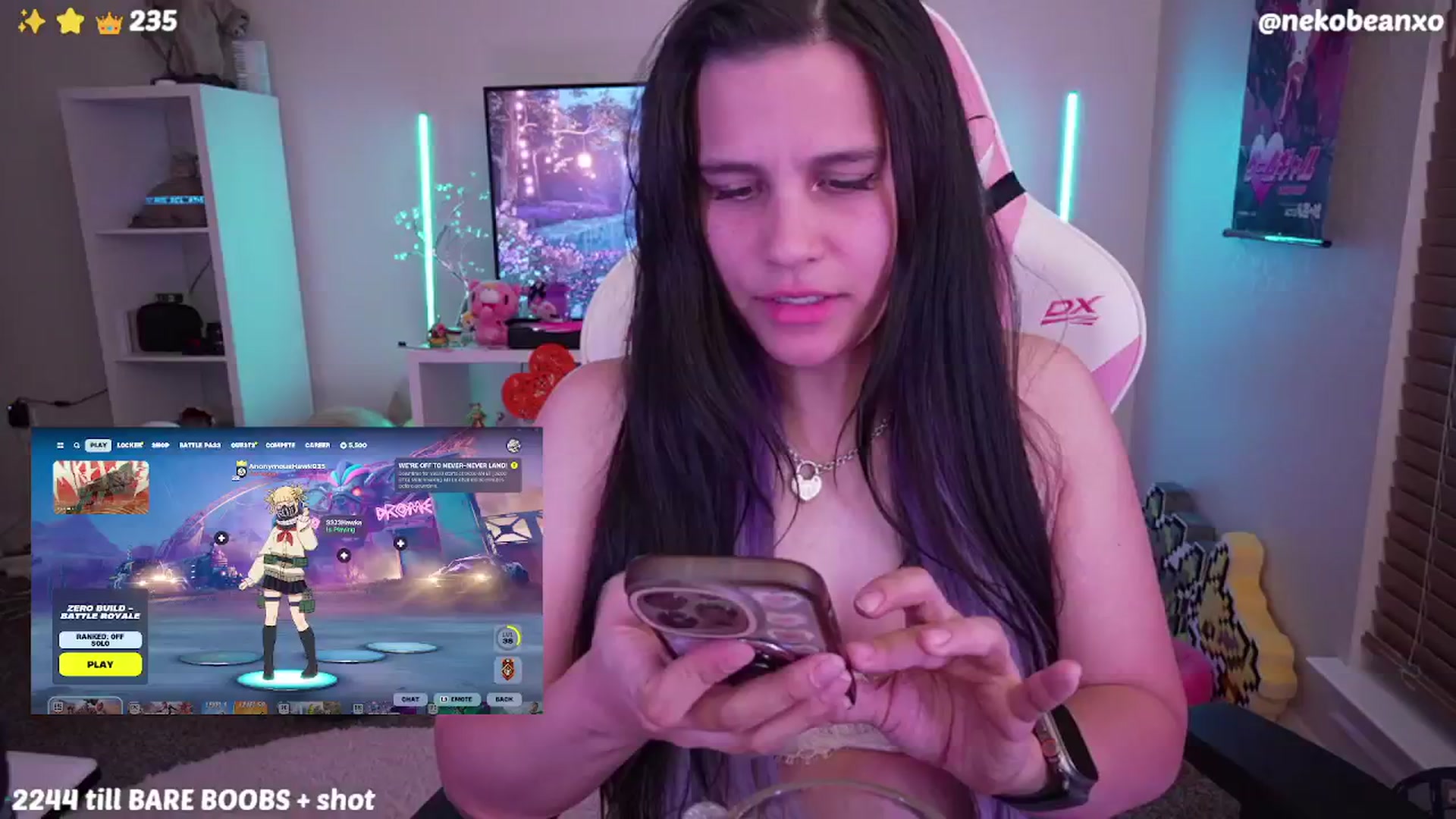 Gallery image thumbnail from Nekobeanxo's myfreecams stream on, 06/13/2024, 07:22 image 15 of 20