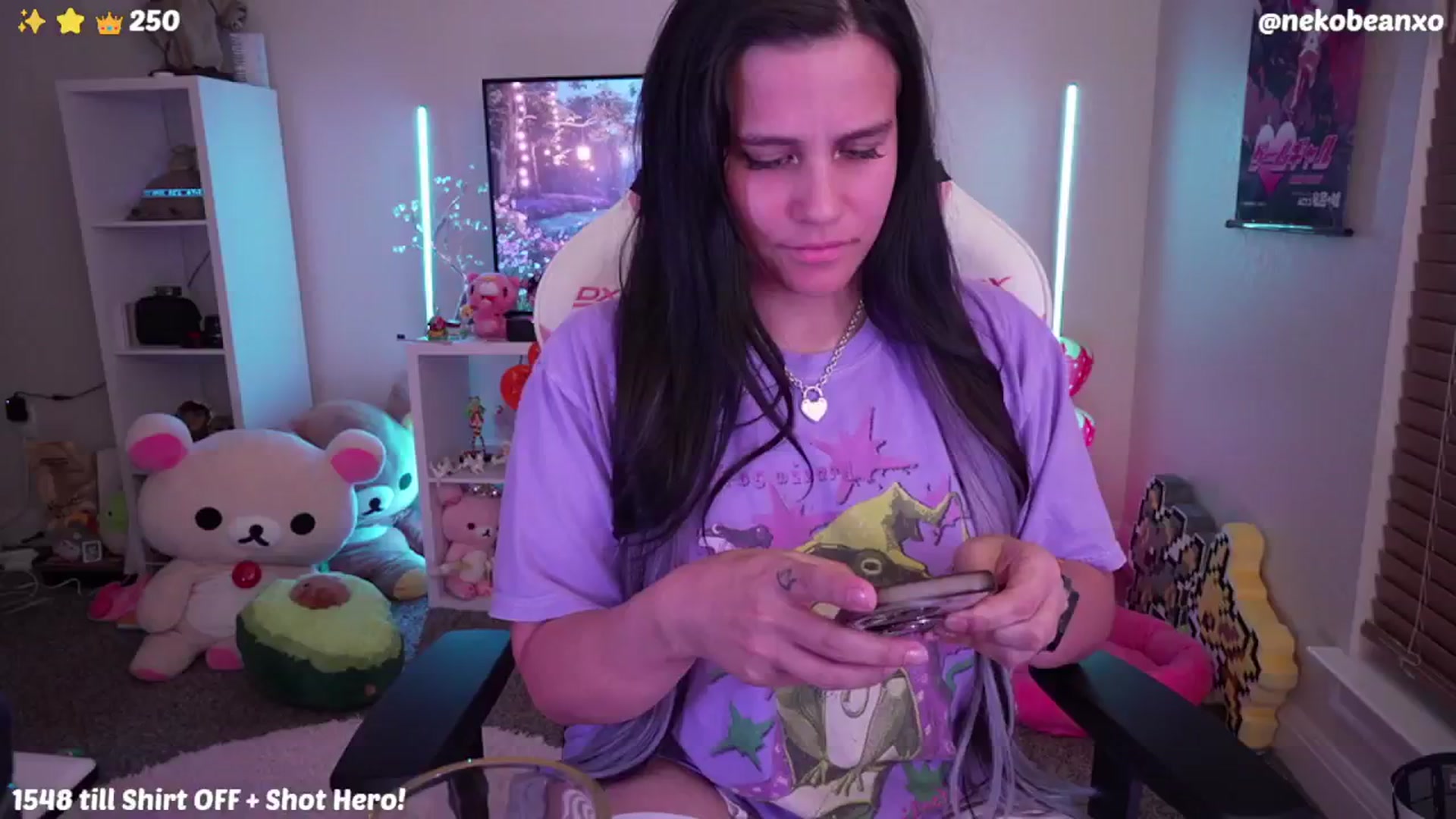 Gallery image thumbnail from Nekobeanxo's myfreecams stream on, 06/13/2024, 07:22 image 8 of 20