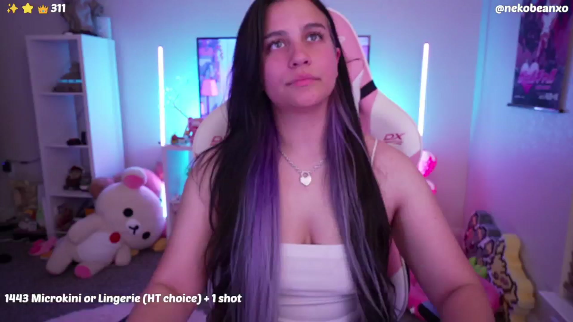 Gallery image thumbnail from Nekobeanxo's myfreecams stream on, 06/16/2024, 09:03 image 5 of 20