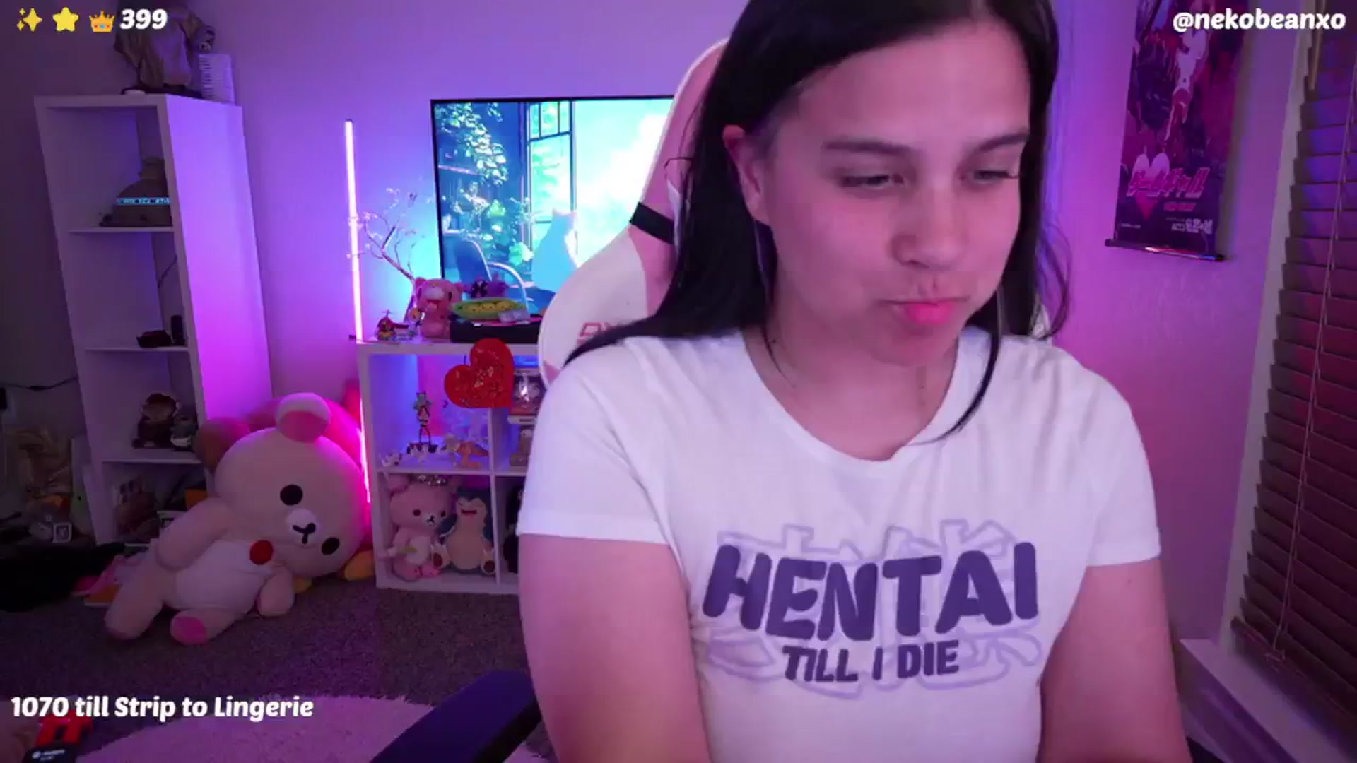 Gallery image thumbnail from Nekobeanxo's myfreecams stream on, 06/22/2024, 08:59 image 3 of 20