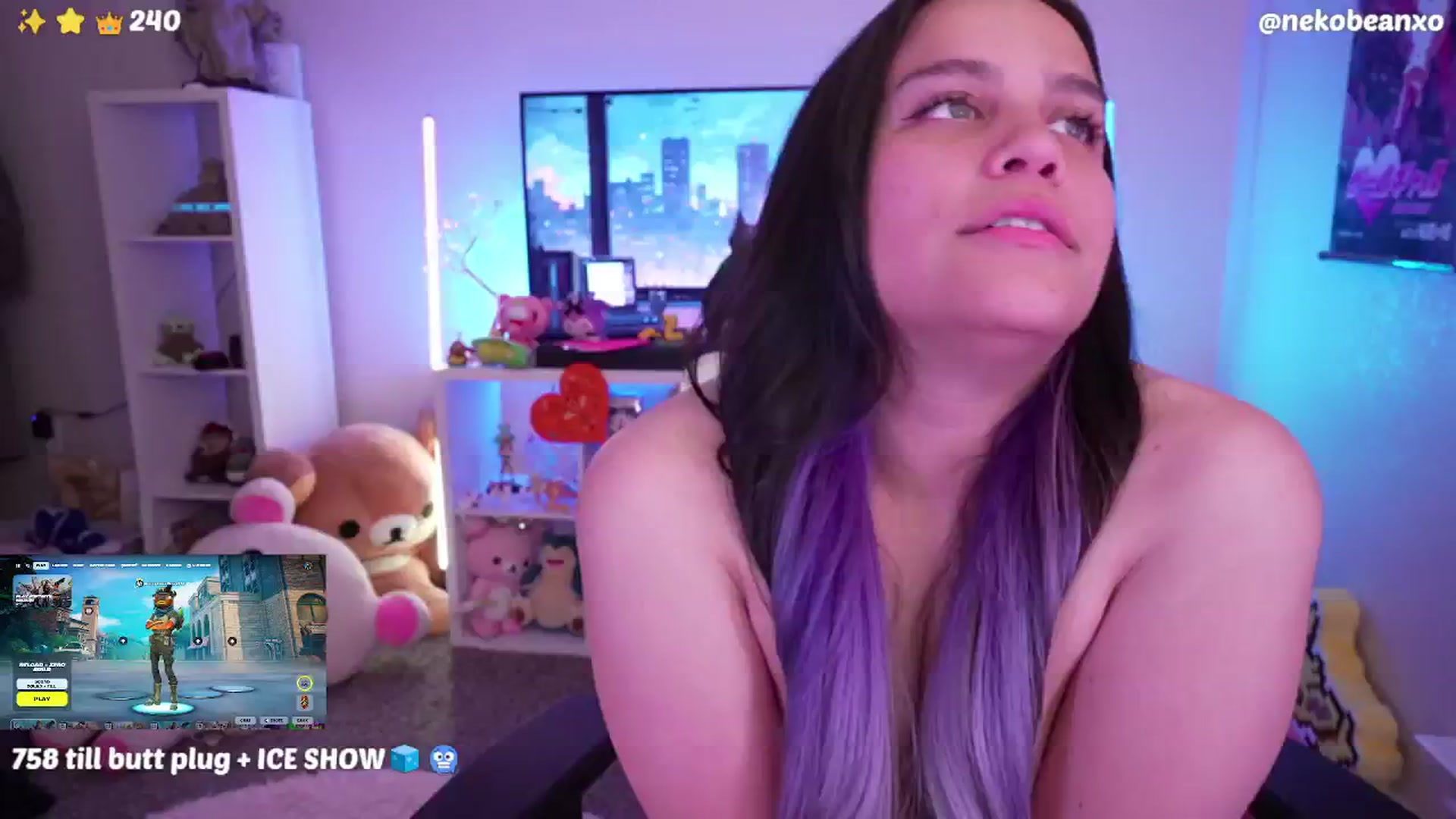 Gallery image thumbnail from Nekobeanxo's myfreecams stream on, 06/26/2024, 08:14 image 17 of 20