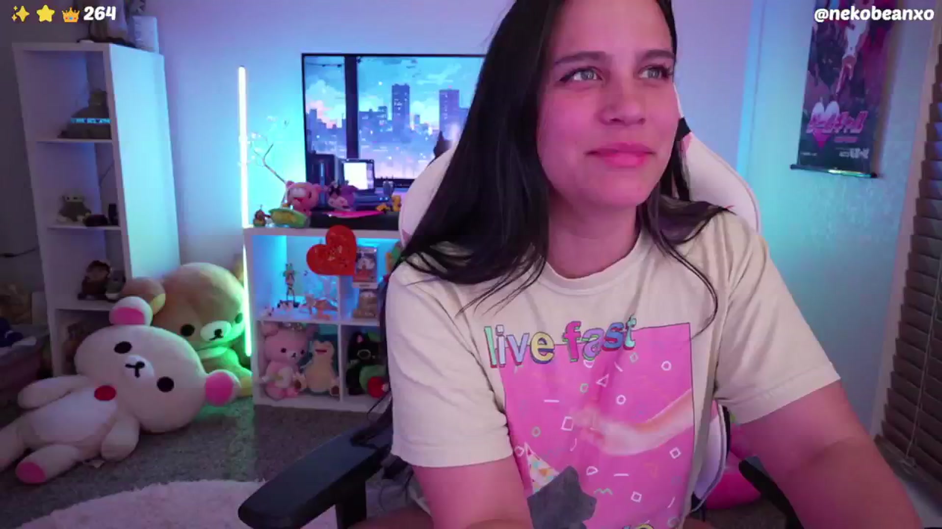Gallery image thumbnail from Nekobeanxo's myfreecams stream on, 06/26/2024, 08:14 image 2 of 20