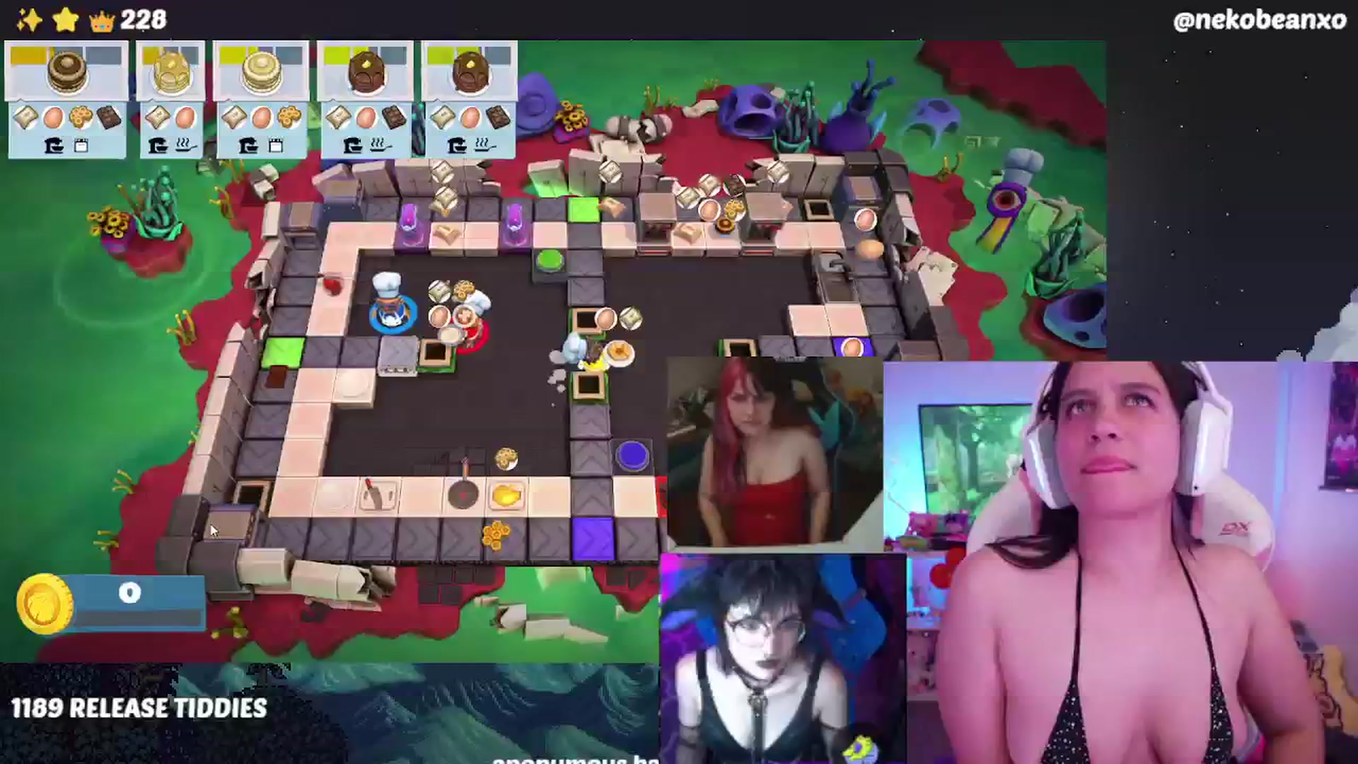 Gallery image thumbnail from Nekobeanxo's myfreecams stream on, 06/27/2024, 08:18 image 13 of 20