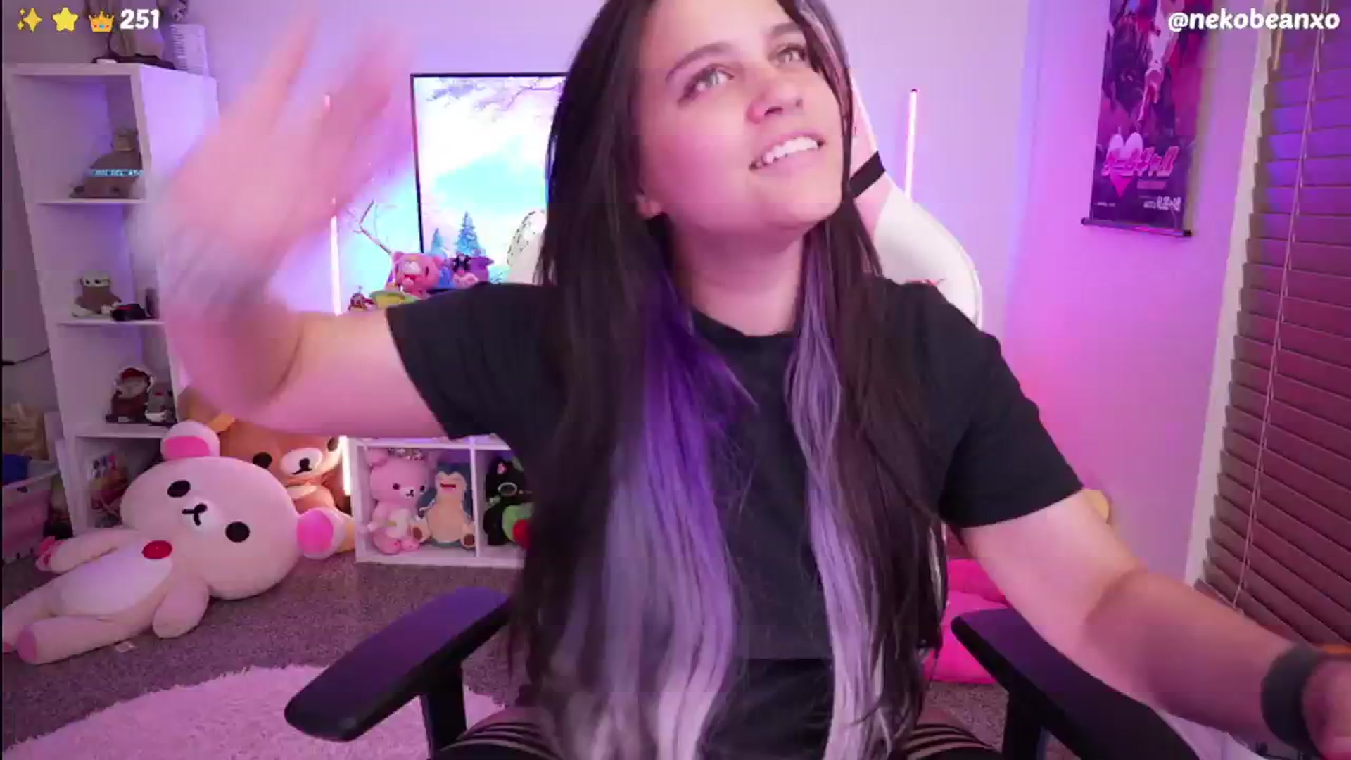 Gallery image thumbnail from Nekobeanxo's myfreecams stream on, 06/29/2024, 03:53 image 2 of 20