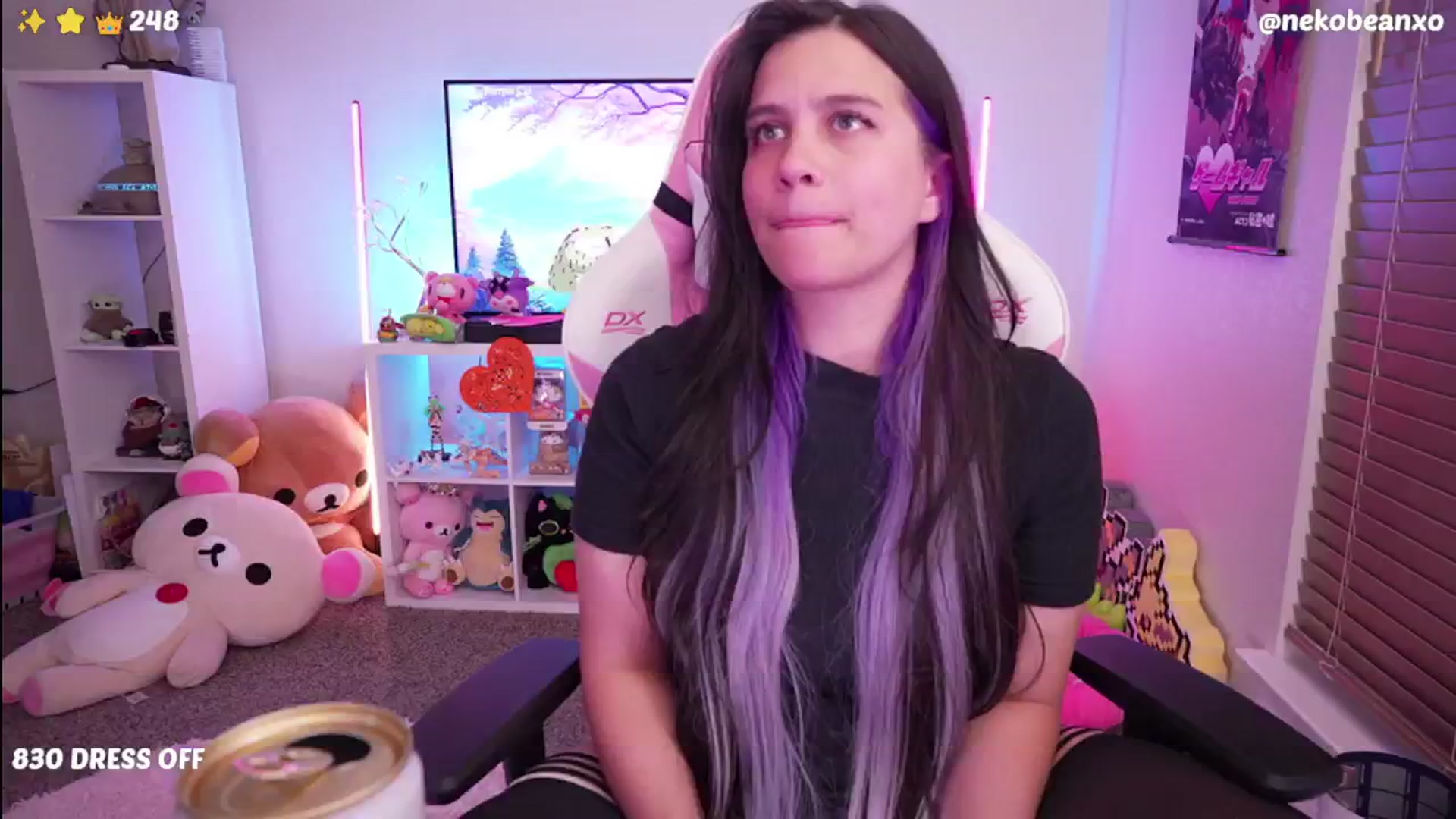Gallery image thumbnail from Nekobeanxo's myfreecams stream on, 06/29/2024, 07:25 image 1 of 20