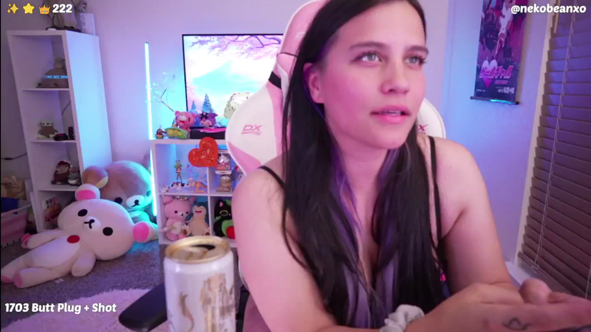 Gallery image thumbnail from Nekobeanxo's myfreecams stream on, 06/29/2024, 07:25 image 6 of 20