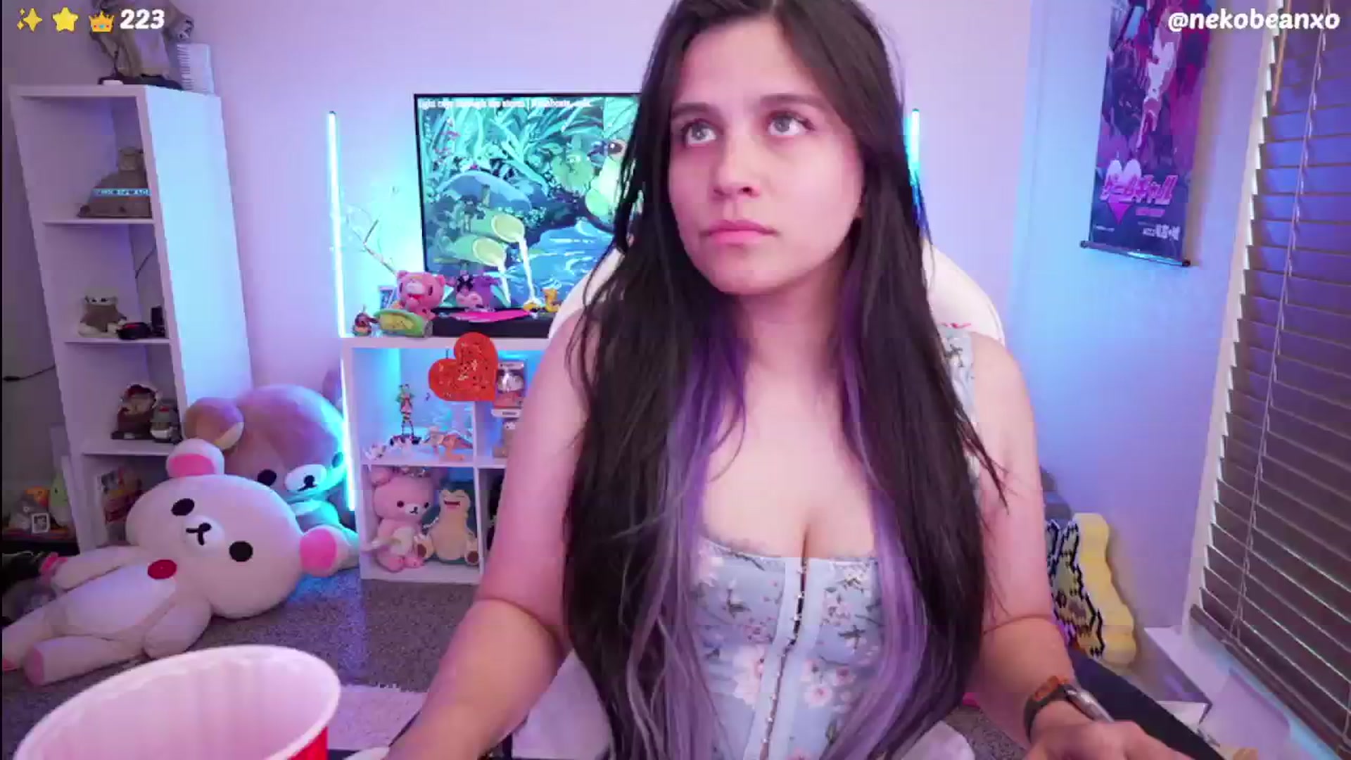 Gallery image thumbnail from Nekobeanxo's myfreecams stream on, 06/30/2024, 24:50 image 12 of 20