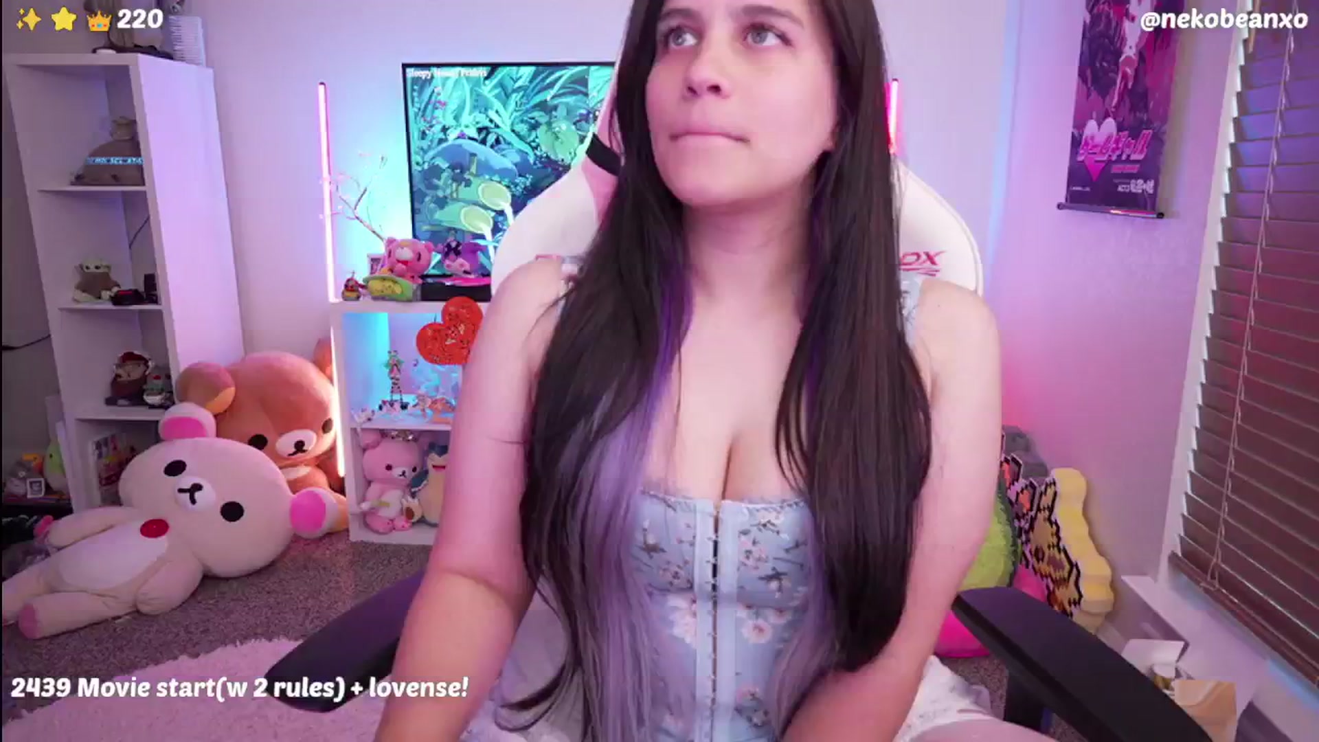 Gallery image thumbnail from Nekobeanxo's myfreecams stream on, 06/30/2024, 24:50 image 19 of 20