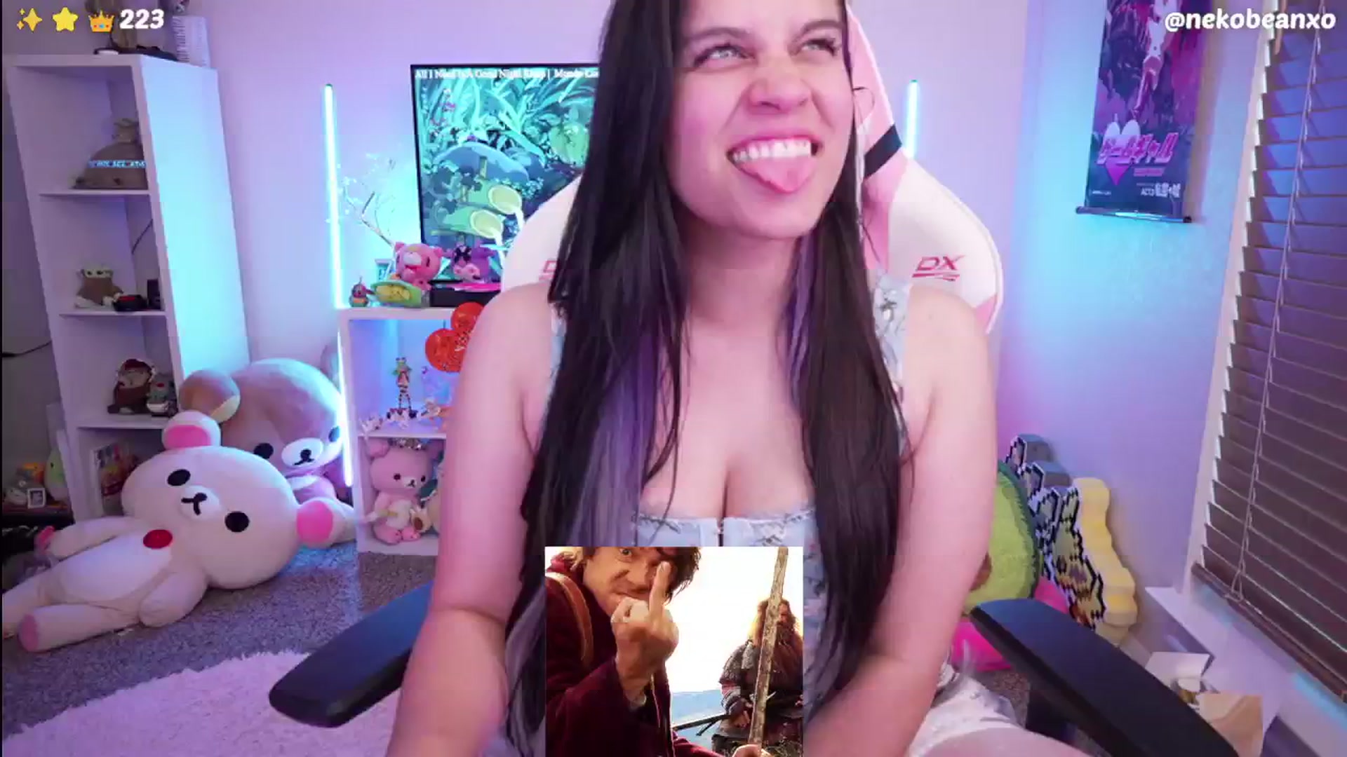 Gallery image thumbnail from Nekobeanxo's myfreecams stream on, 06/30/2024, 24:50 image 16 of 20