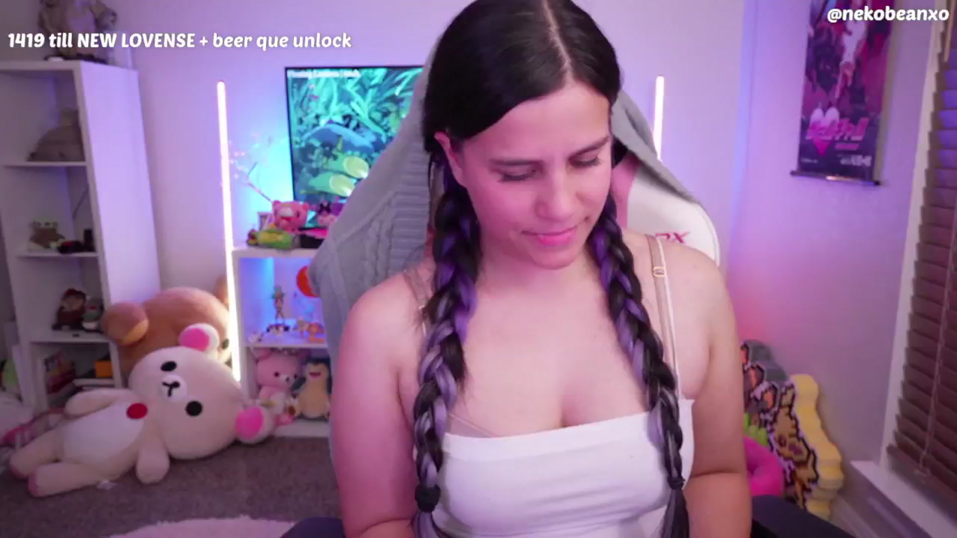 Gallery image thumbnail from Nekobeanxo's myfreecams stream on, 07/08/2024, 04:12 image 13 of 20