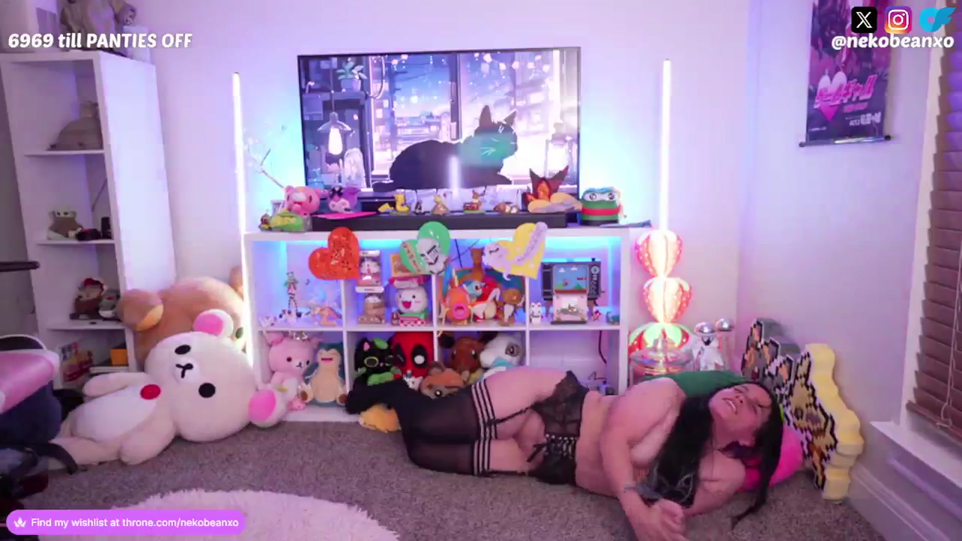 Gallery image thumbnail from Nekobeanxo's myfreecams stream on, 07/17/2024, 08:32 image 20 of 20