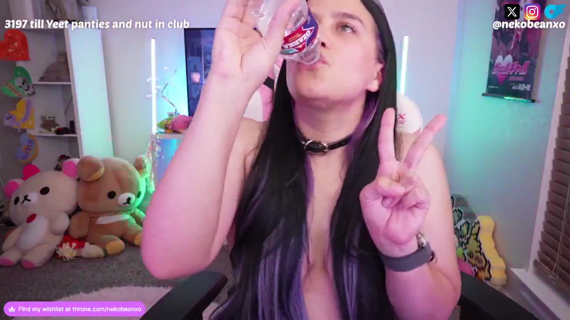 Gallery image thumbnail from Nekobeanxo's myfreecams stream on, 07/20/2024, 06:11 image 14 of 20