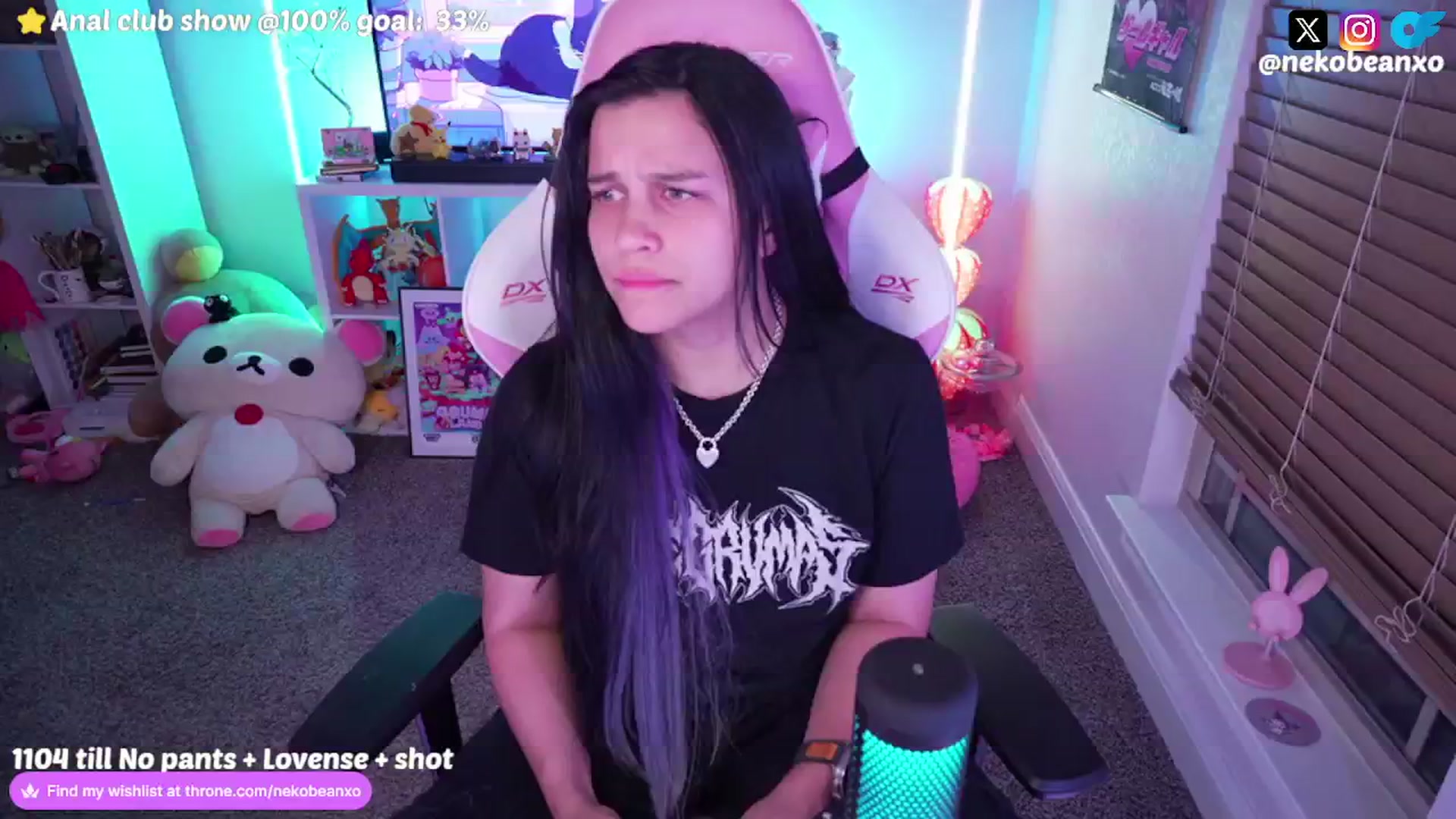 Gallery image thumbnail from Nekobeanxo's myfreecams stream on, 08/04/2024, 05:07 image 12 of 20