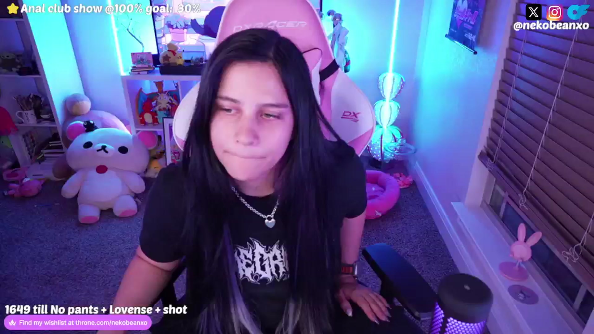 Gallery image thumbnail from Nekobeanxo's myfreecams stream on, 08/04/2024, 05:07 image 2 of 20