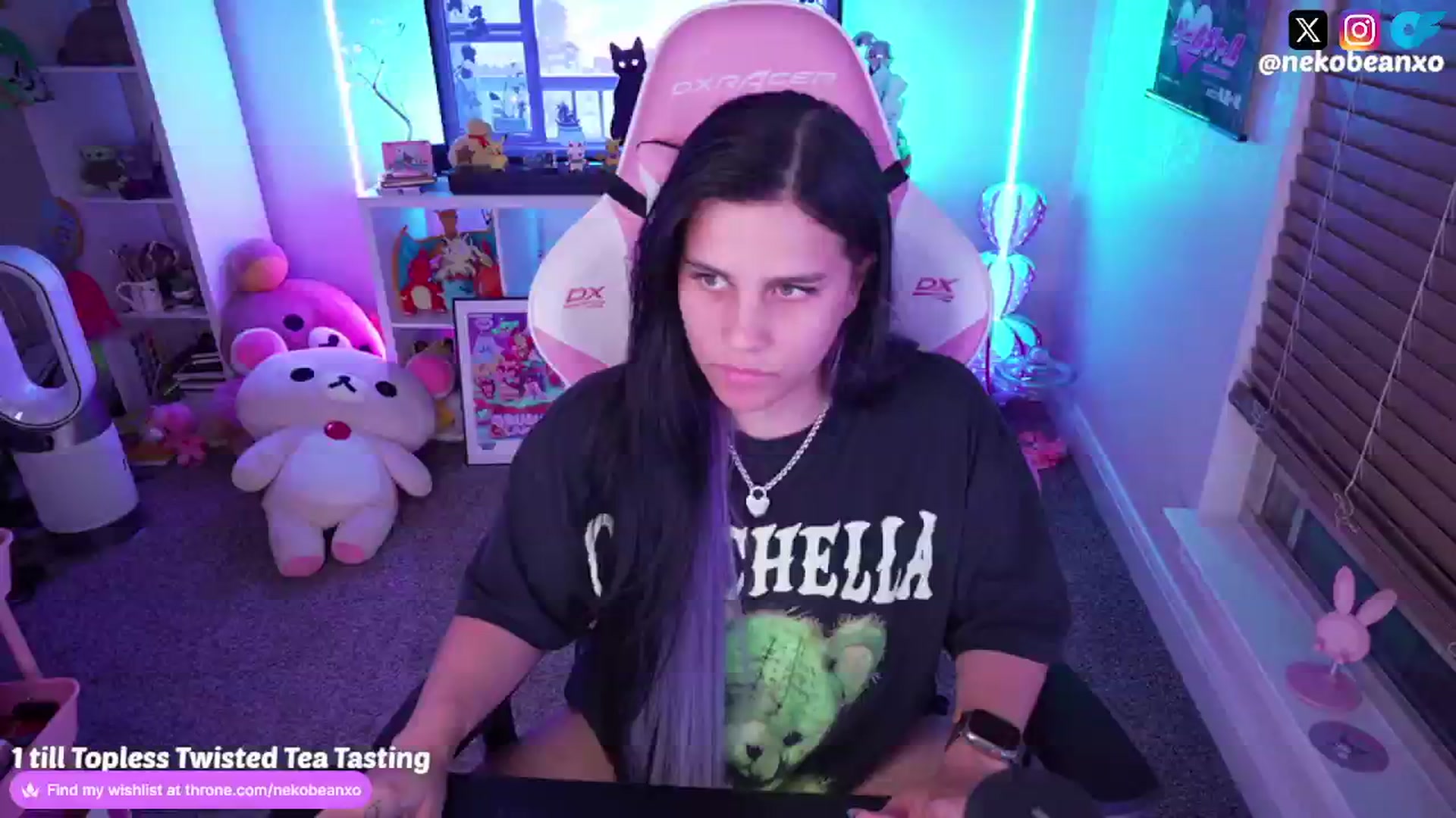 Gallery image thumbnail from Nekobeanxo's myfreecams stream on, 08/07/2024, 03:52 image 7 of 20