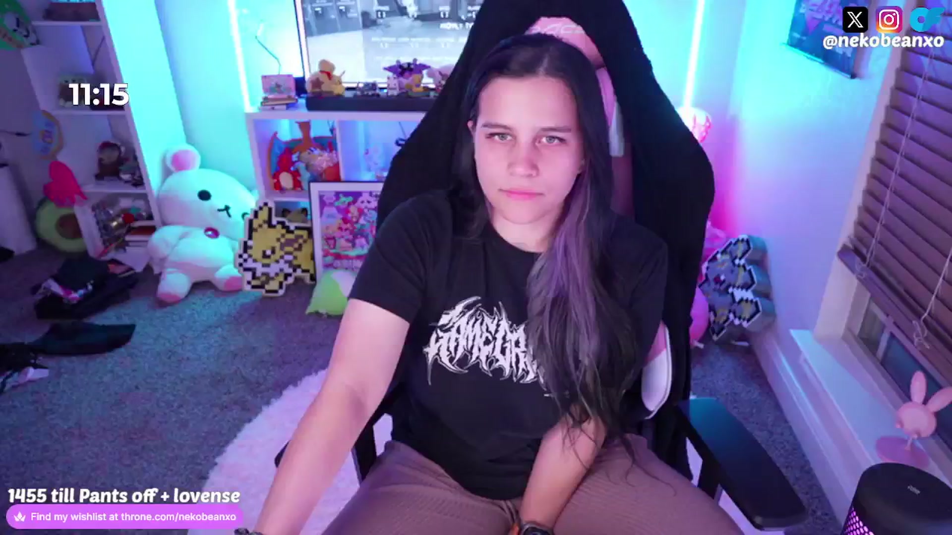 Gallery image thumbnail from Nekobeanxo's myfreecams stream on, 08/20/2024, 04:10 image 17 of 20