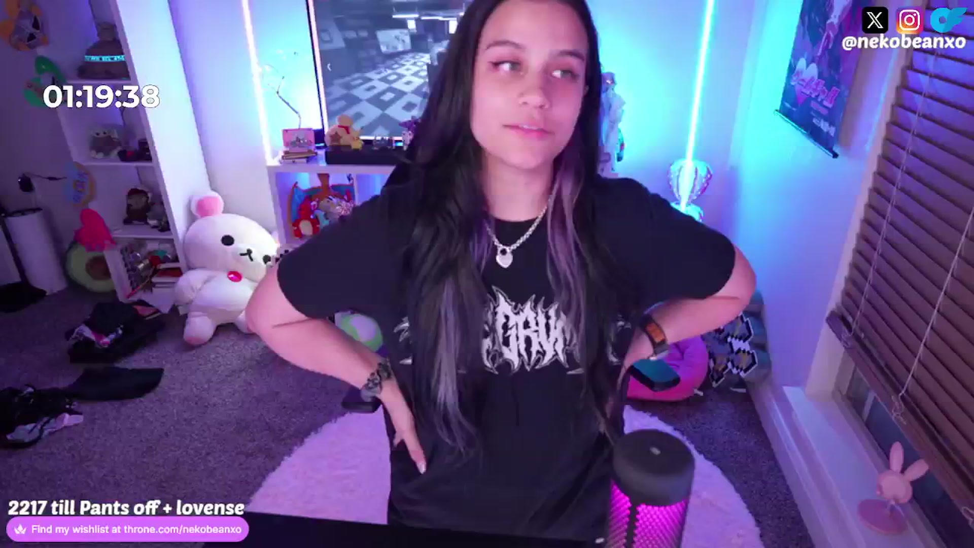 Gallery image thumbnail from Nekobeanxo's myfreecams stream on, 08/20/2024, 04:10 image 3 of 20