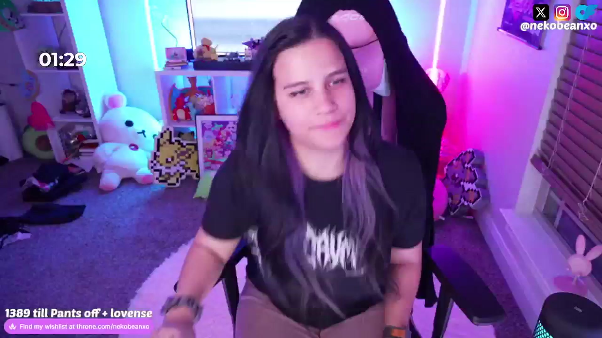 Gallery image thumbnail from Nekobeanxo's myfreecams stream on, 08/20/2024, 04:10 image 19 of 20