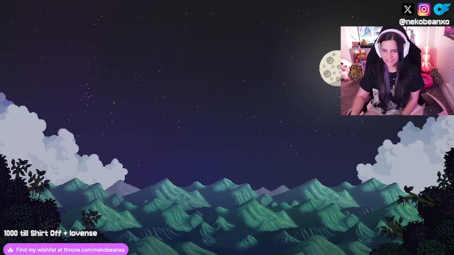 Gallery image thumbnail from Nekobeanxo's myfreecams stream on, 08/22/2024, 04:11 image 7 of 20