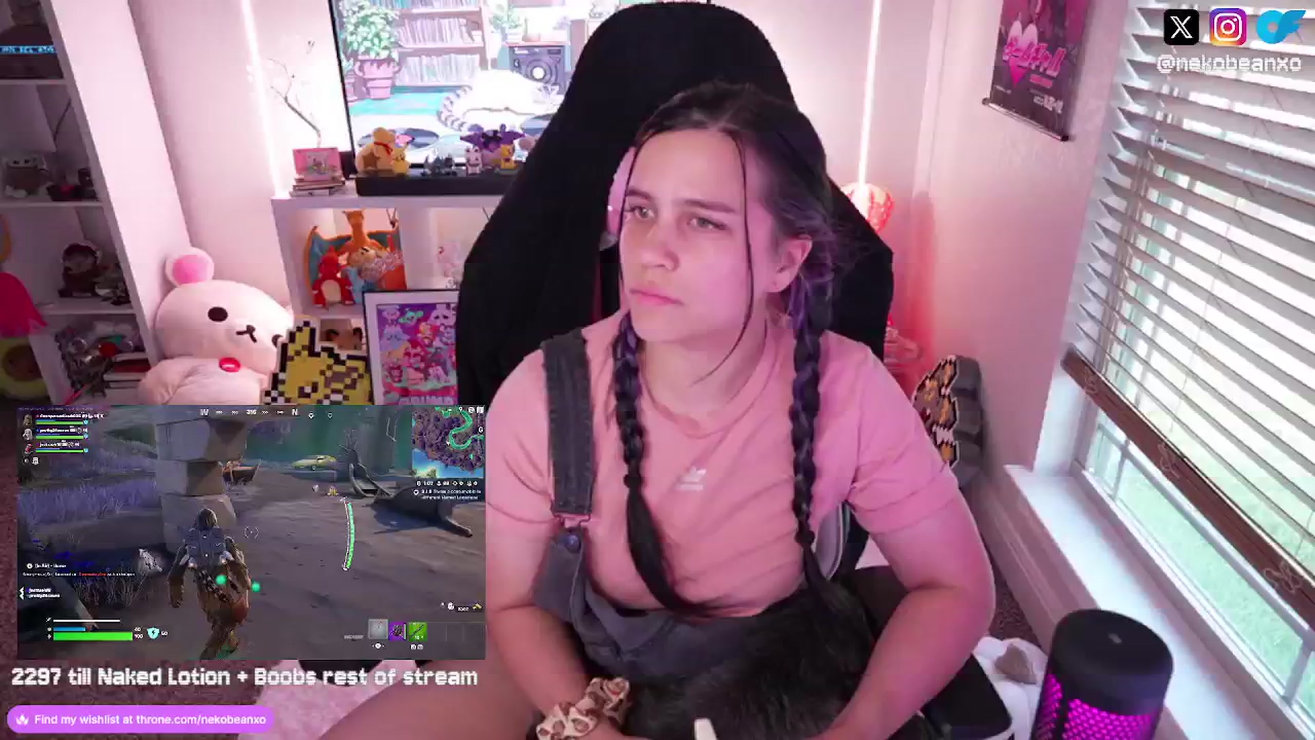 Gallery image thumbnail from Nekobeanxo's myfreecams stream on, 08/24/2024, 24:00 image 16 of 20