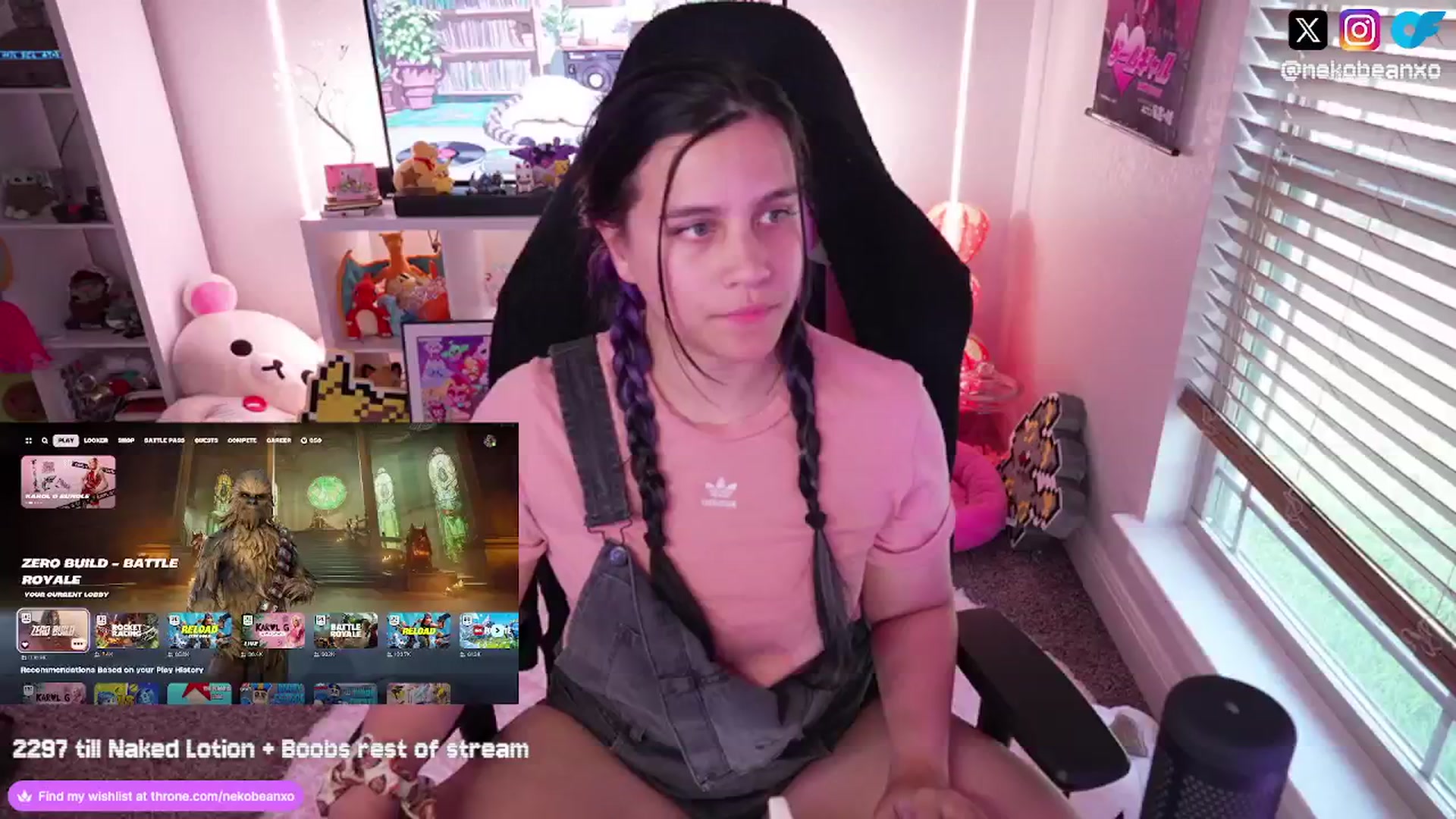 Gallery image thumbnail from Nekobeanxo's myfreecams stream on, 08/24/2024, 24:00 image 10 of 20