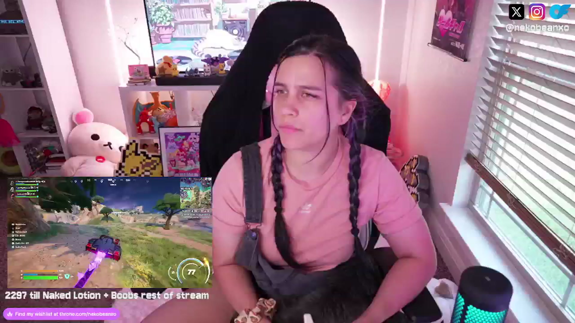 Gallery image thumbnail from Nekobeanxo's myfreecams stream on, 08/24/2024, 24:00 image 17 of 20