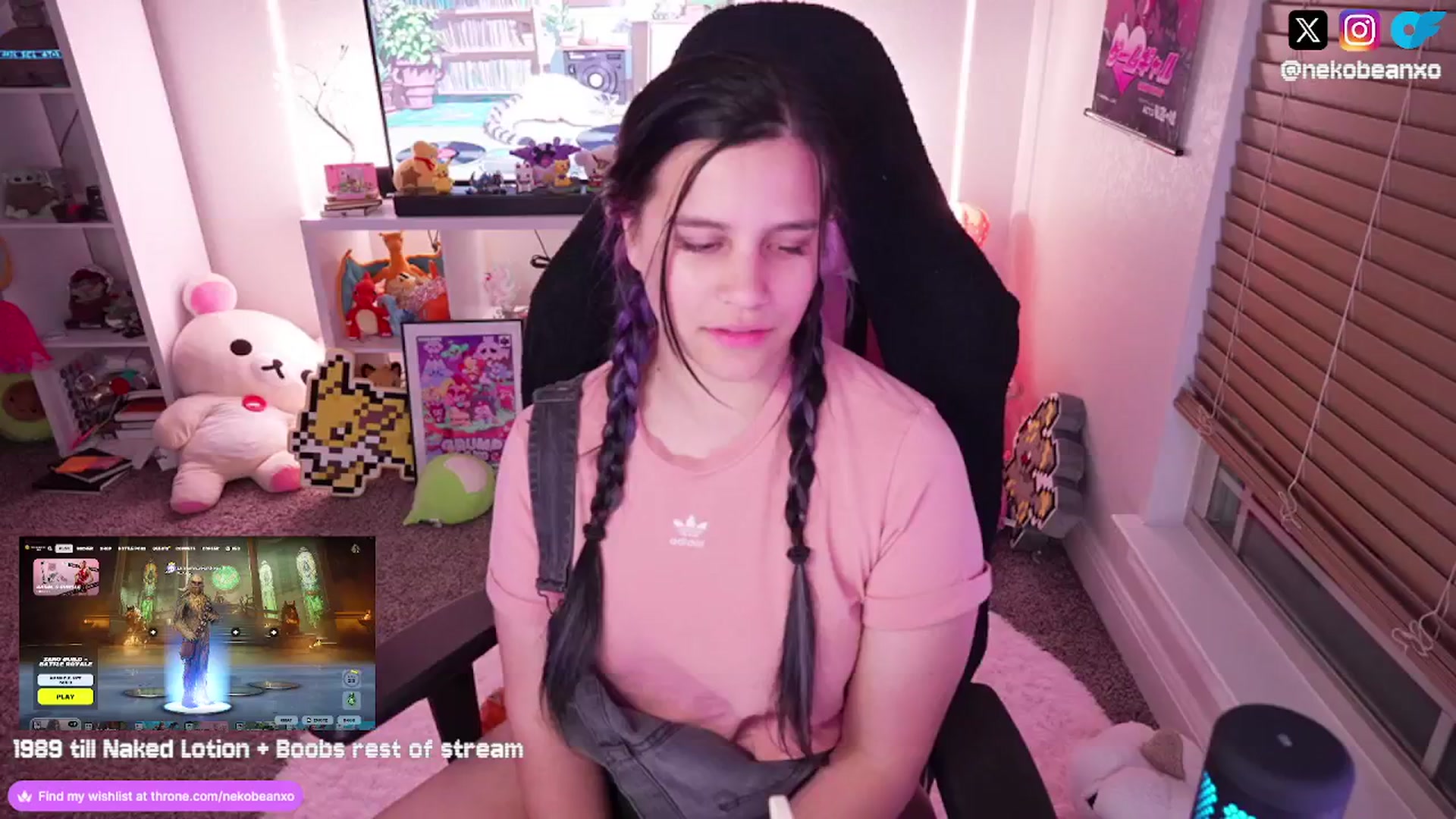 Gallery image thumbnail from Nekobeanxo's myfreecams stream on, 08/24/2024, 04:00 image 10 of 20