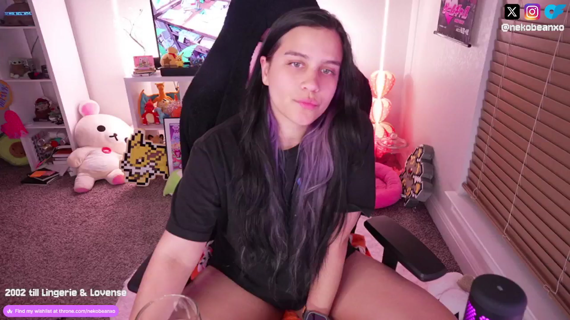 Gallery image thumbnail from Nekobeanxo's myfreecams stream on, 08/25/2024, 06:55 image 1 of 20