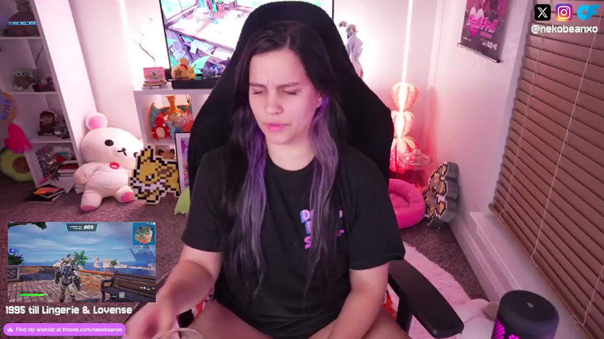 Gallery image thumbnail from Nekobeanxo's myfreecams stream on, 08/25/2024, 06:55 image 2 of 20