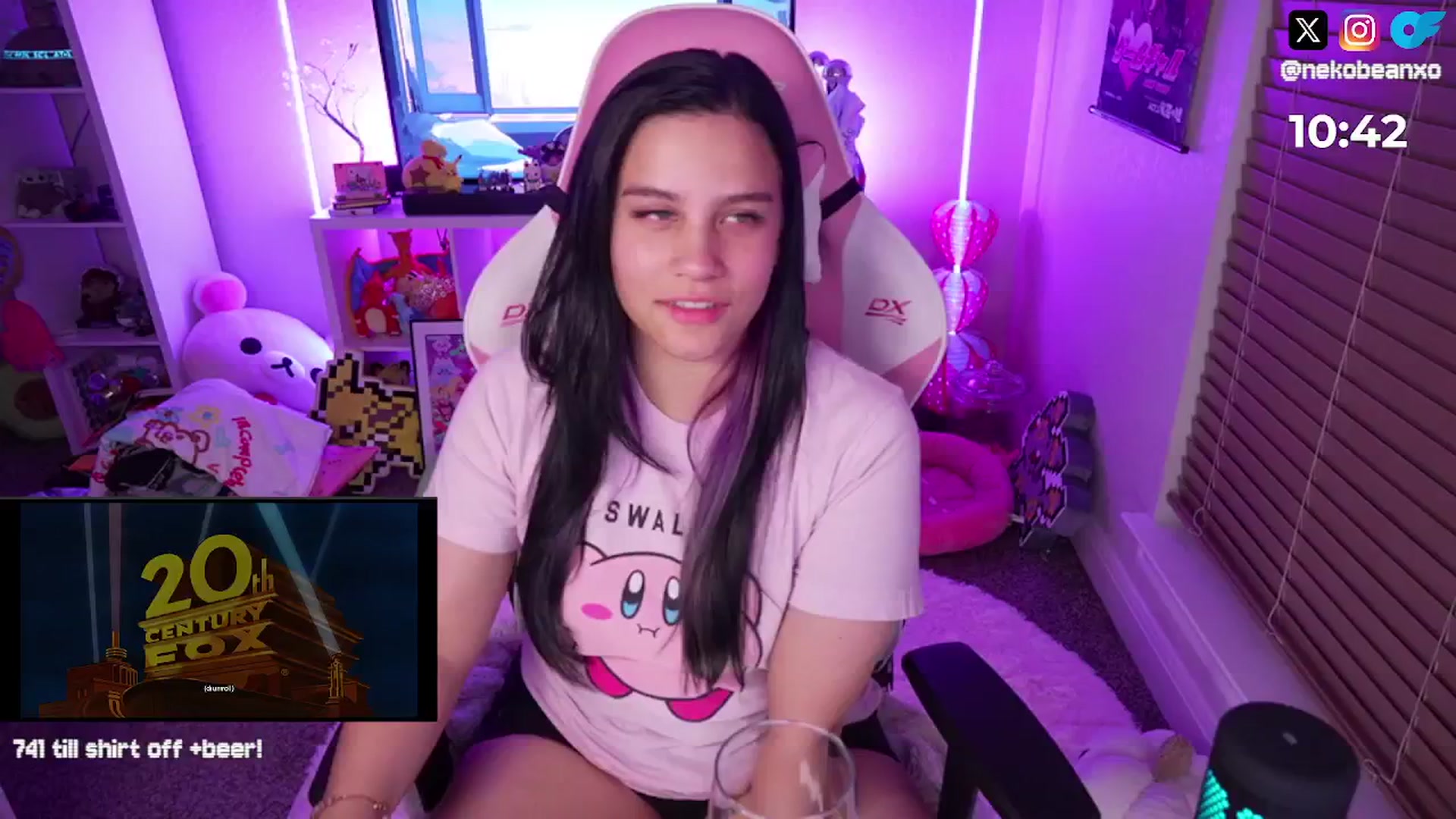 Gallery image thumbnail from Nekobeanxo's myfreecams stream on, 08/29/2024, 06:43 image 8 of 20
