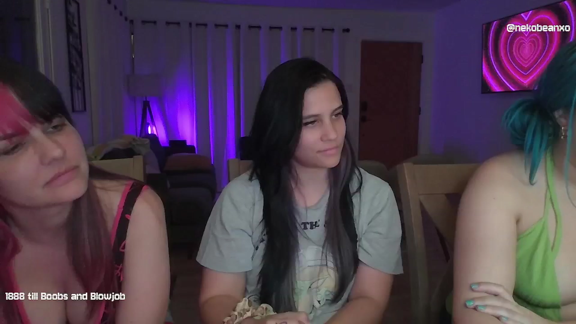 Gallery image thumbnail from Nekobeanxo's myfreecams stream on, 08/30/2024, 05:52 image 1 of 20
