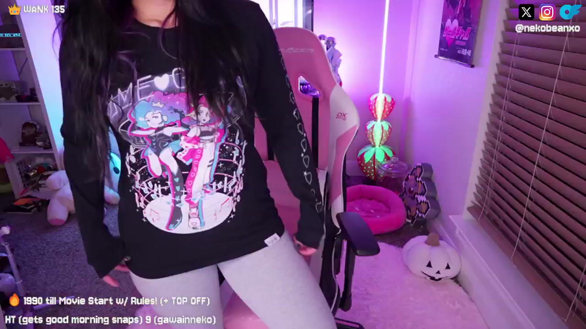 Gallery image thumbnail from Nekobeanxo's myfreecams stream on, 09/11/2024, 05:00 image 2 of 20