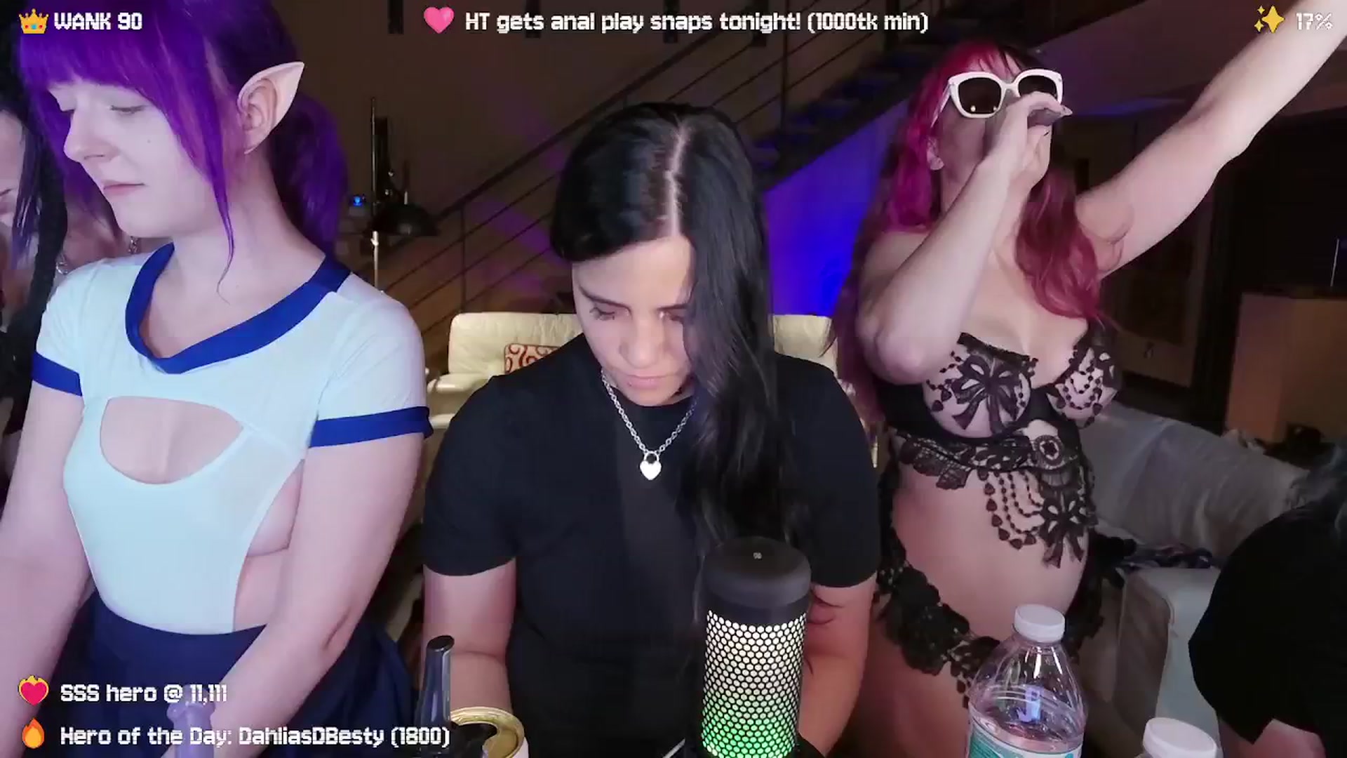 Gallery image thumbnail from Nekobeanxo's myfreecams stream on, 09/20/2024, 05:38 image 2 of 20