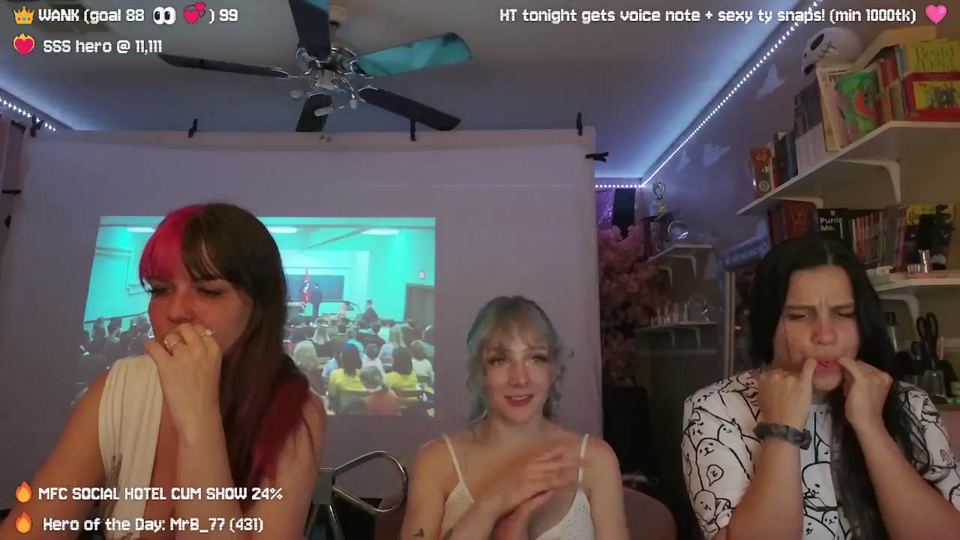 Gallery image thumbnail from Nekobeanxo's myfreecams stream on, 09/23/2024, 07:13 image 9 of 20