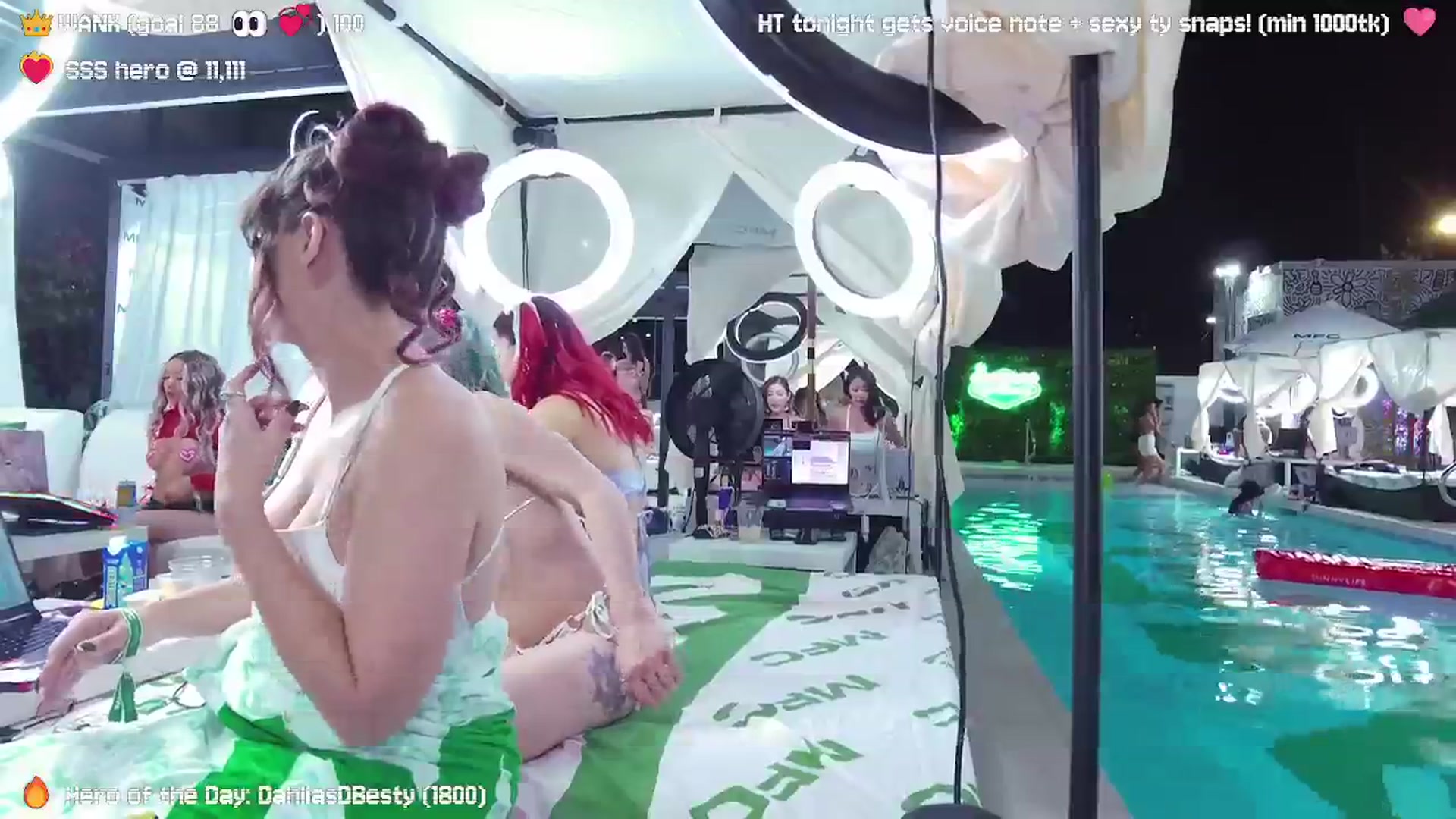 Gallery image thumbnail from Nekobeanxo's myfreecams stream on, 09/25/2024, 02:55 image 18 of 20