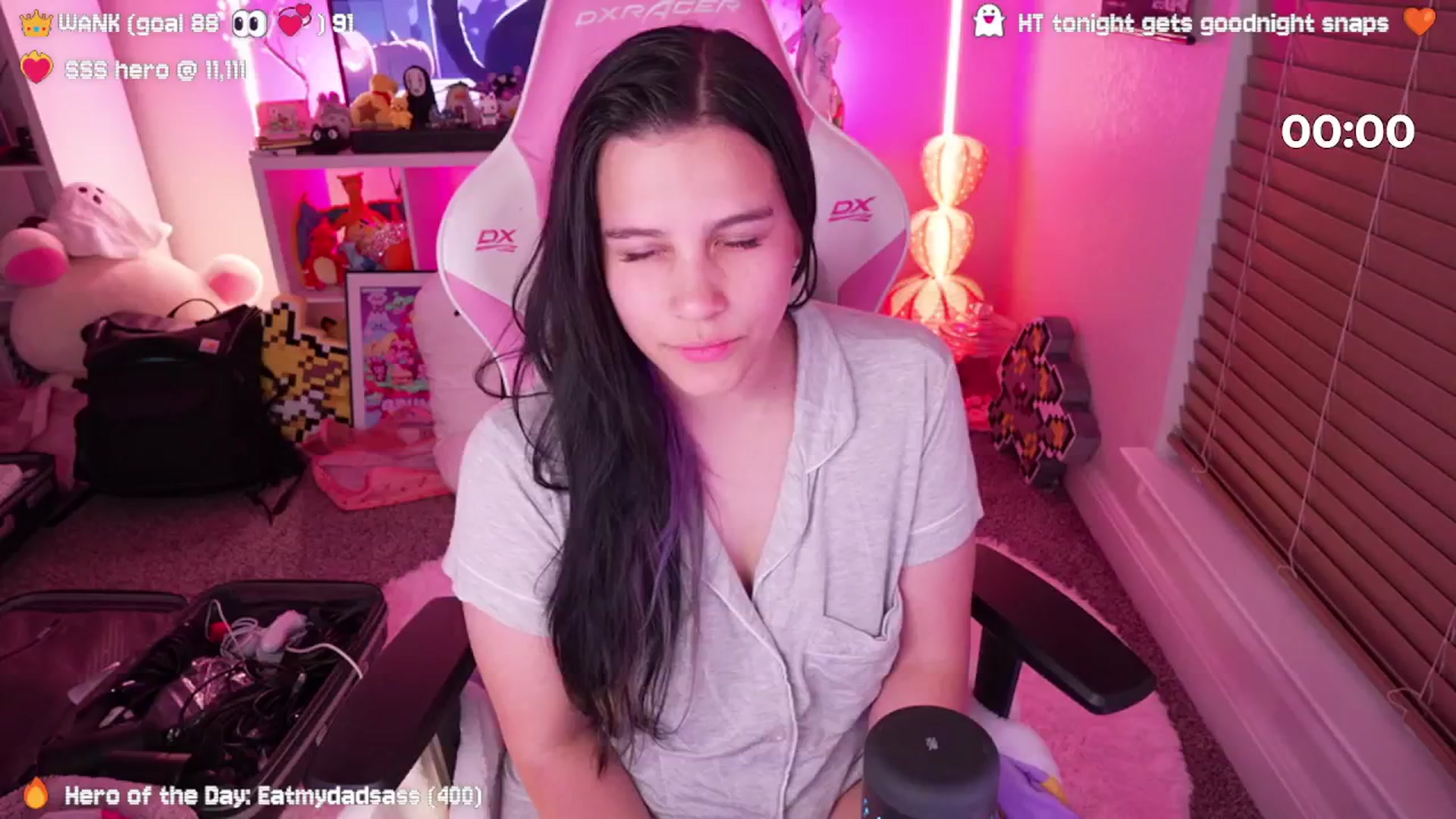 Gallery image thumbnail from Nekobeanxo's myfreecams stream on, 09/27/2024, 04:00 image 18 of 20