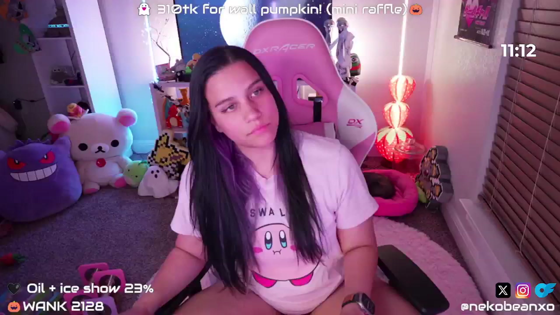 Gallery image thumbnail from Nekobeanxo's myfreecams stream on, 10/06/2024, 02:44 image 16 of 20