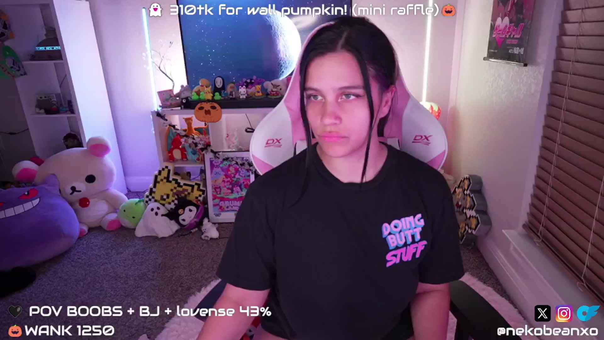 Gallery image thumbnail from Nekobeanxo's myfreecams stream on, 10/15/2024, 02:25 image 8 of 20
