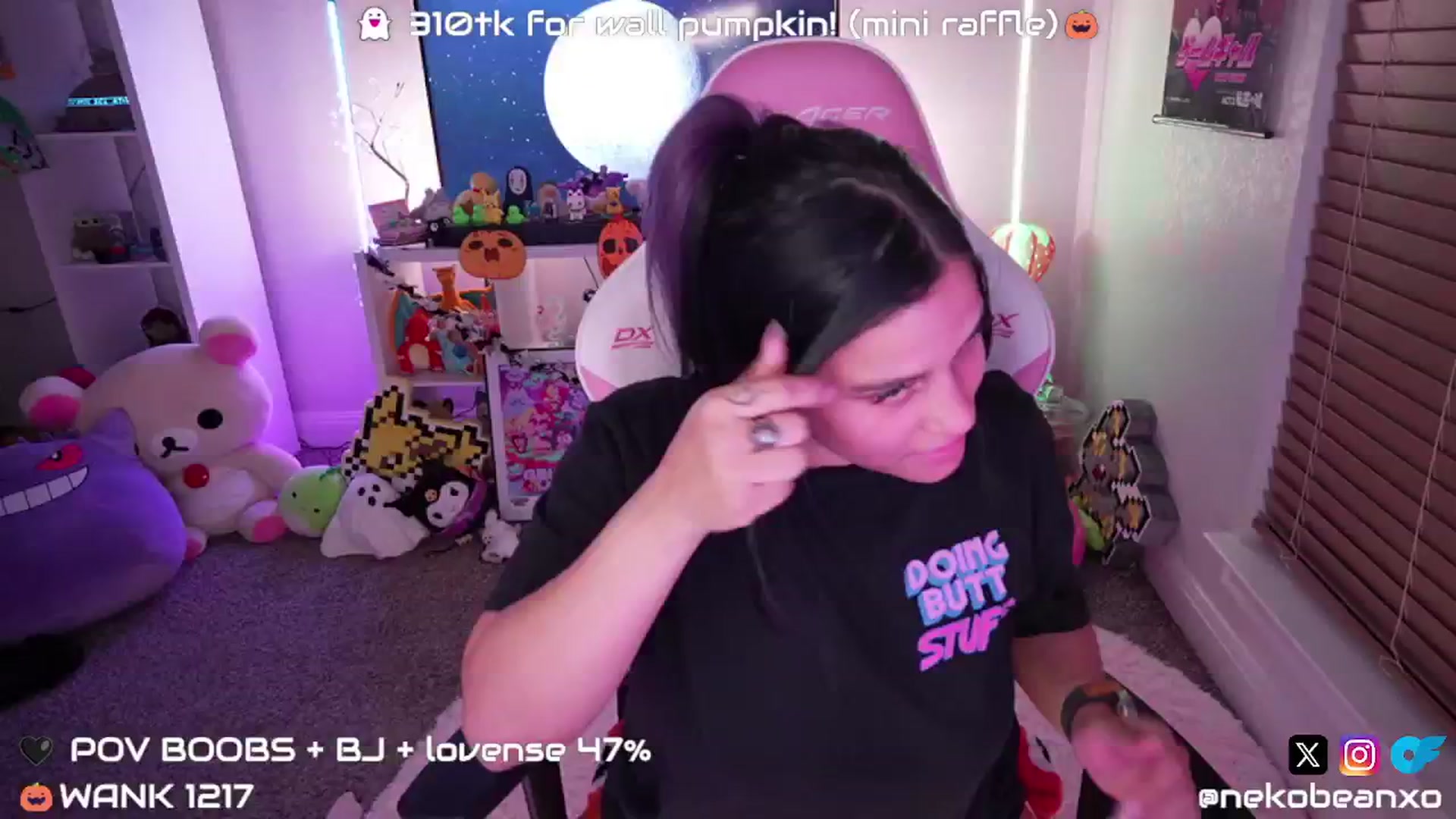 Gallery image thumbnail from Nekobeanxo's myfreecams stream on, 10/15/2024, 05:31 image 5 of 20