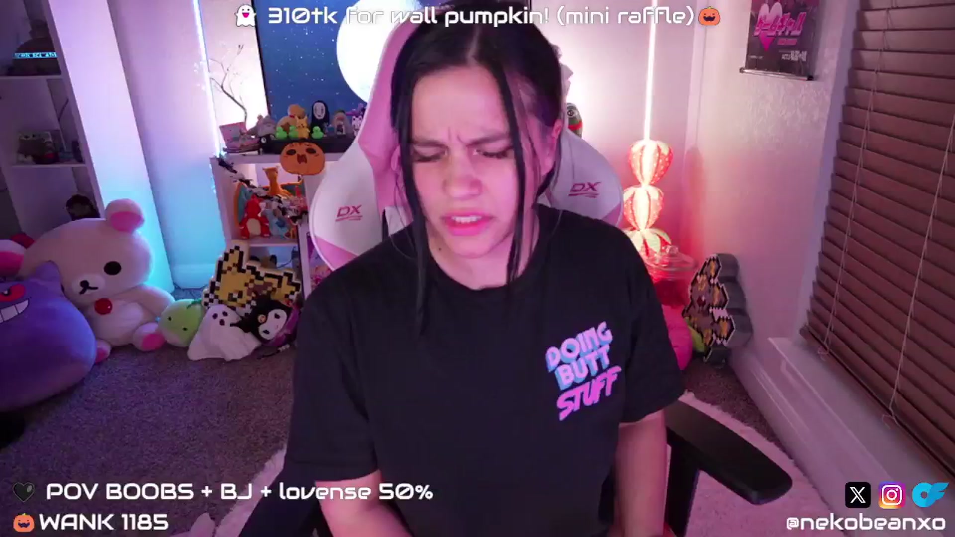 Gallery image thumbnail from Nekobeanxo's myfreecams stream on, 10/15/2024, 05:31 image 7 of 20
