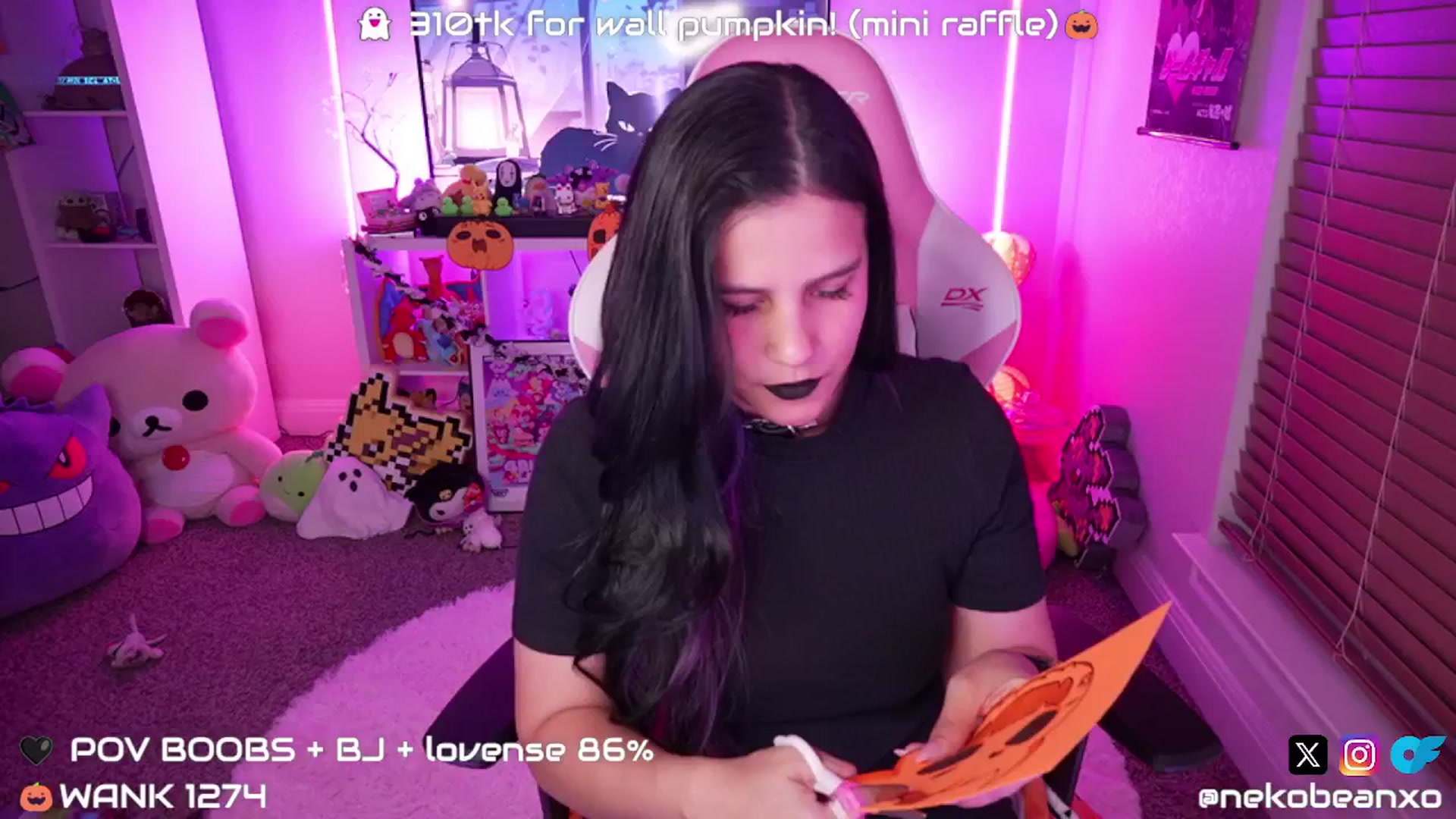 Gallery image thumbnail from Nekobeanxo's myfreecams stream on, 10/21/2024, 02:34 image 19 of 20