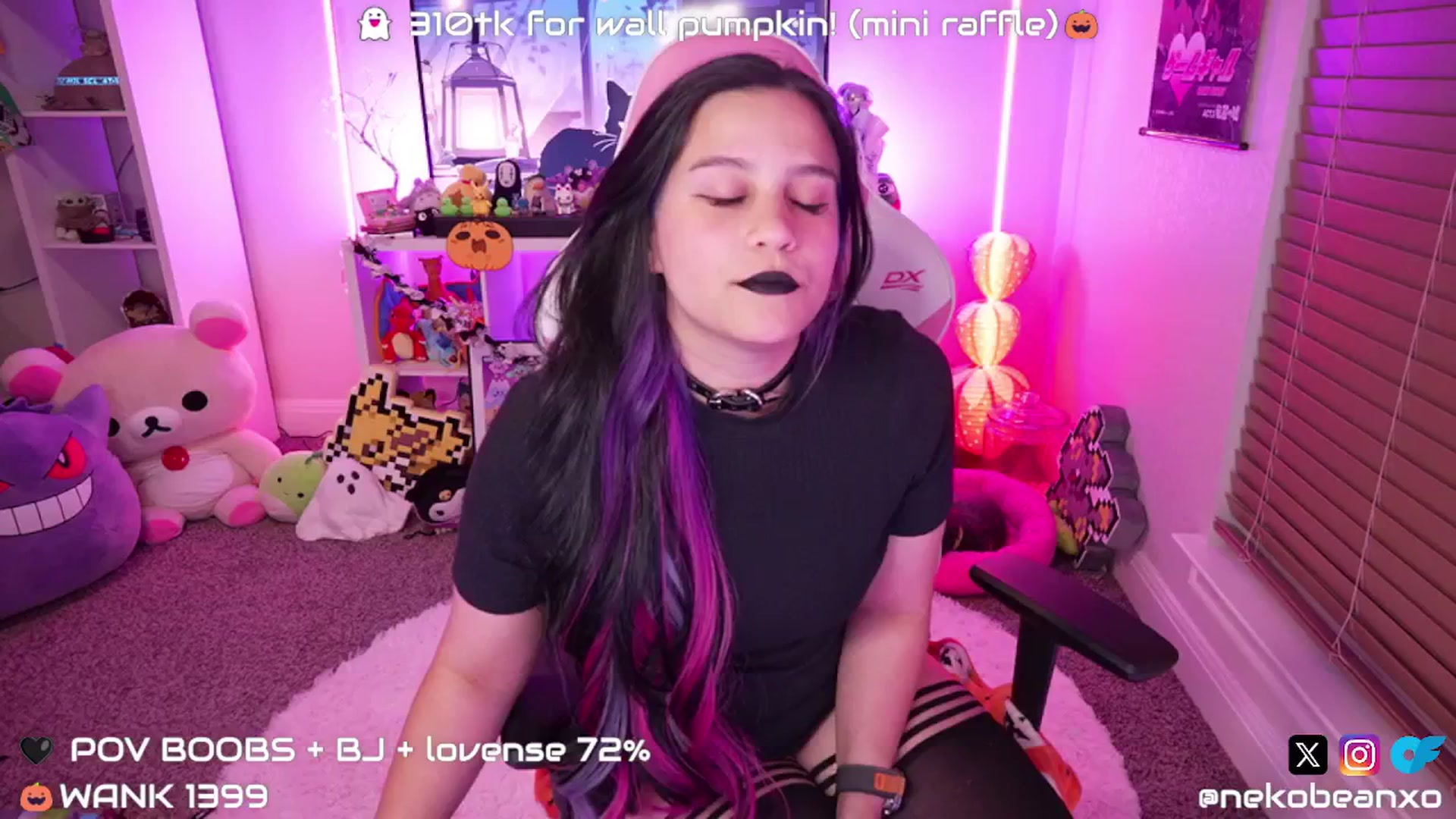 Gallery image thumbnail from Nekobeanxo's myfreecams stream on, 10/21/2024, 02:34 image 8 of 20