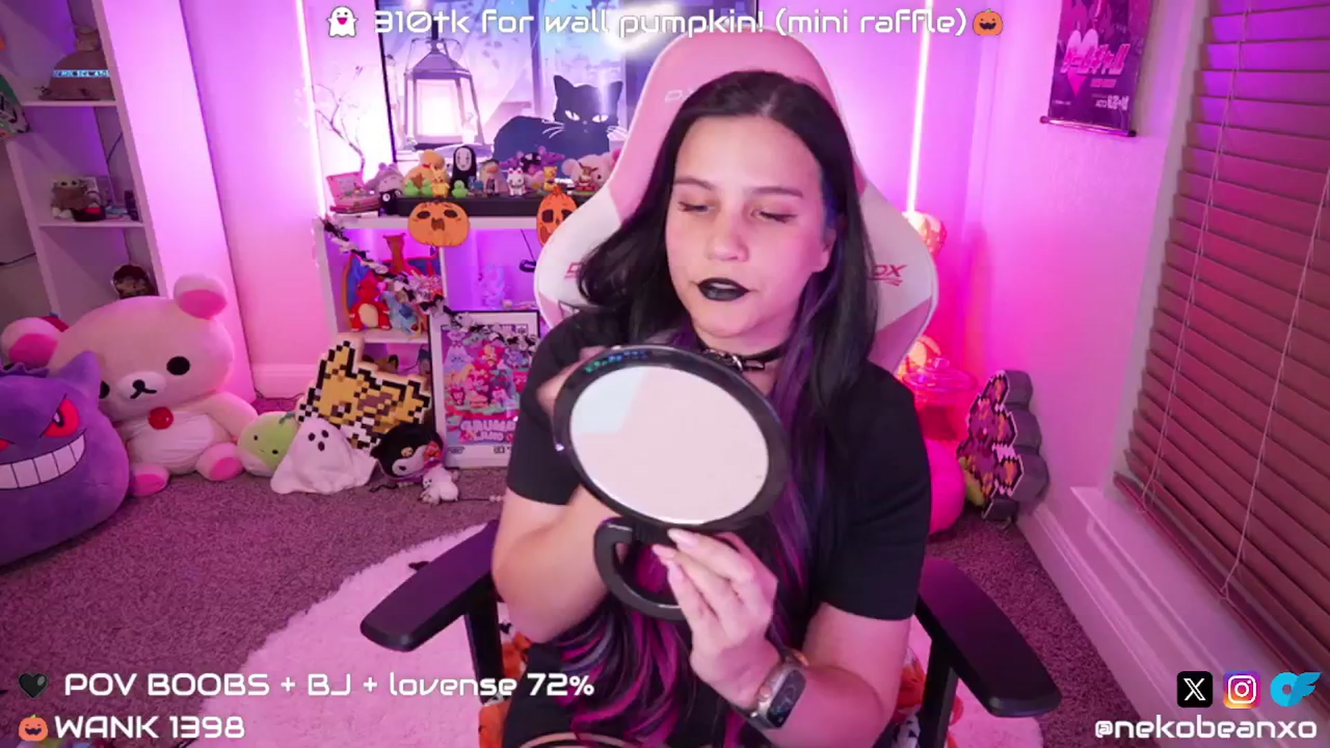 Gallery image thumbnail from Nekobeanxo's myfreecams stream on, 10/21/2024, 02:34 image 3 of 20