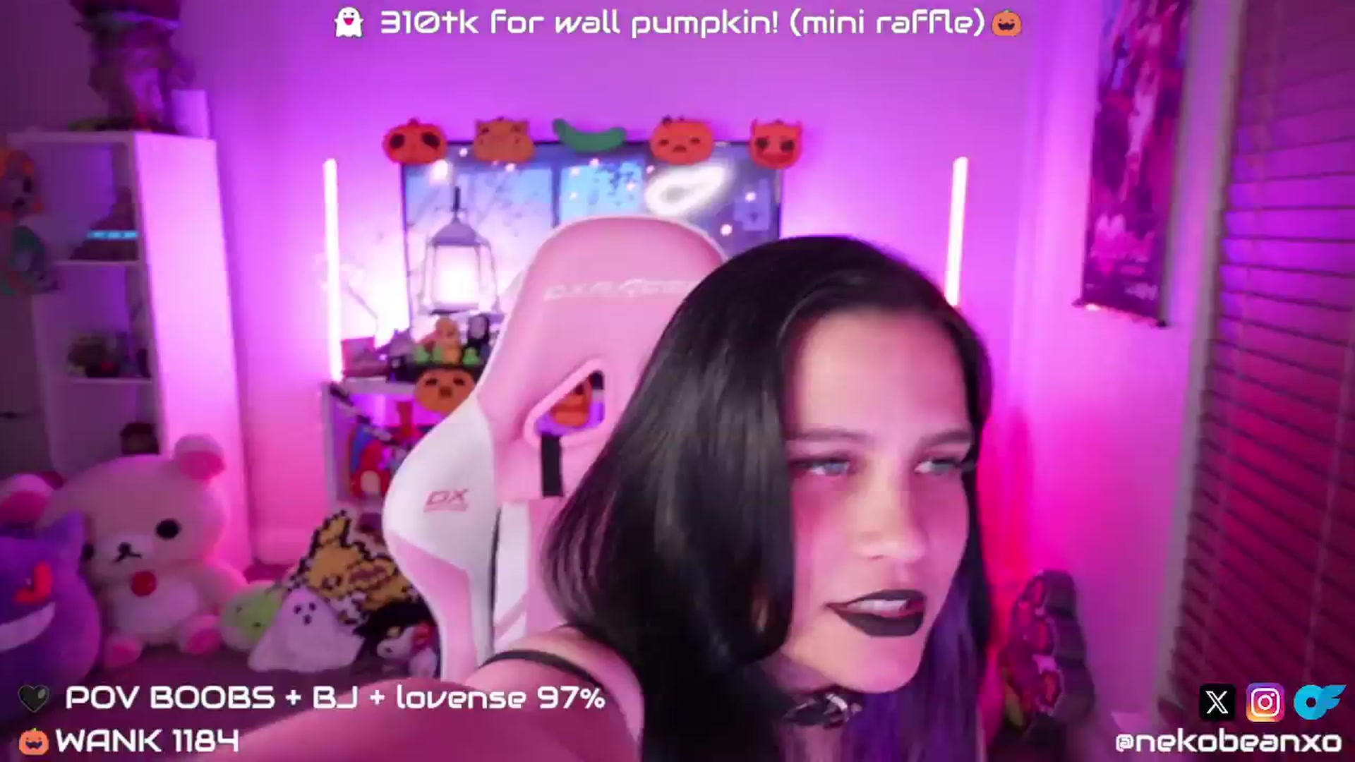 Gallery image thumbnail from Nekobeanxo's myfreecams stream on, 10/21/2024, 06:31 image 12 of 20