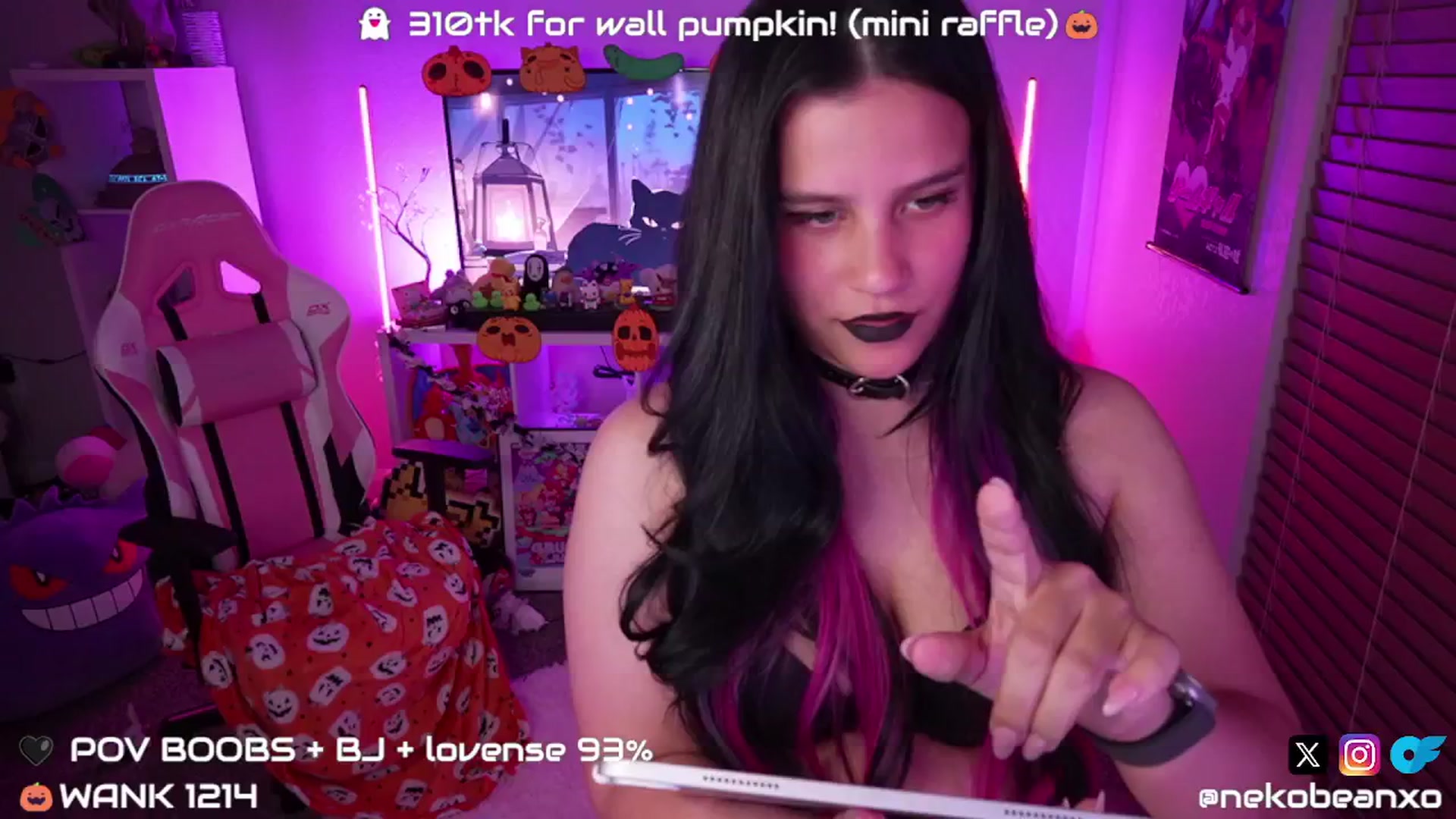 Gallery image thumbnail from Nekobeanxo's myfreecams stream on, 10/21/2024, 06:31 image 7 of 20