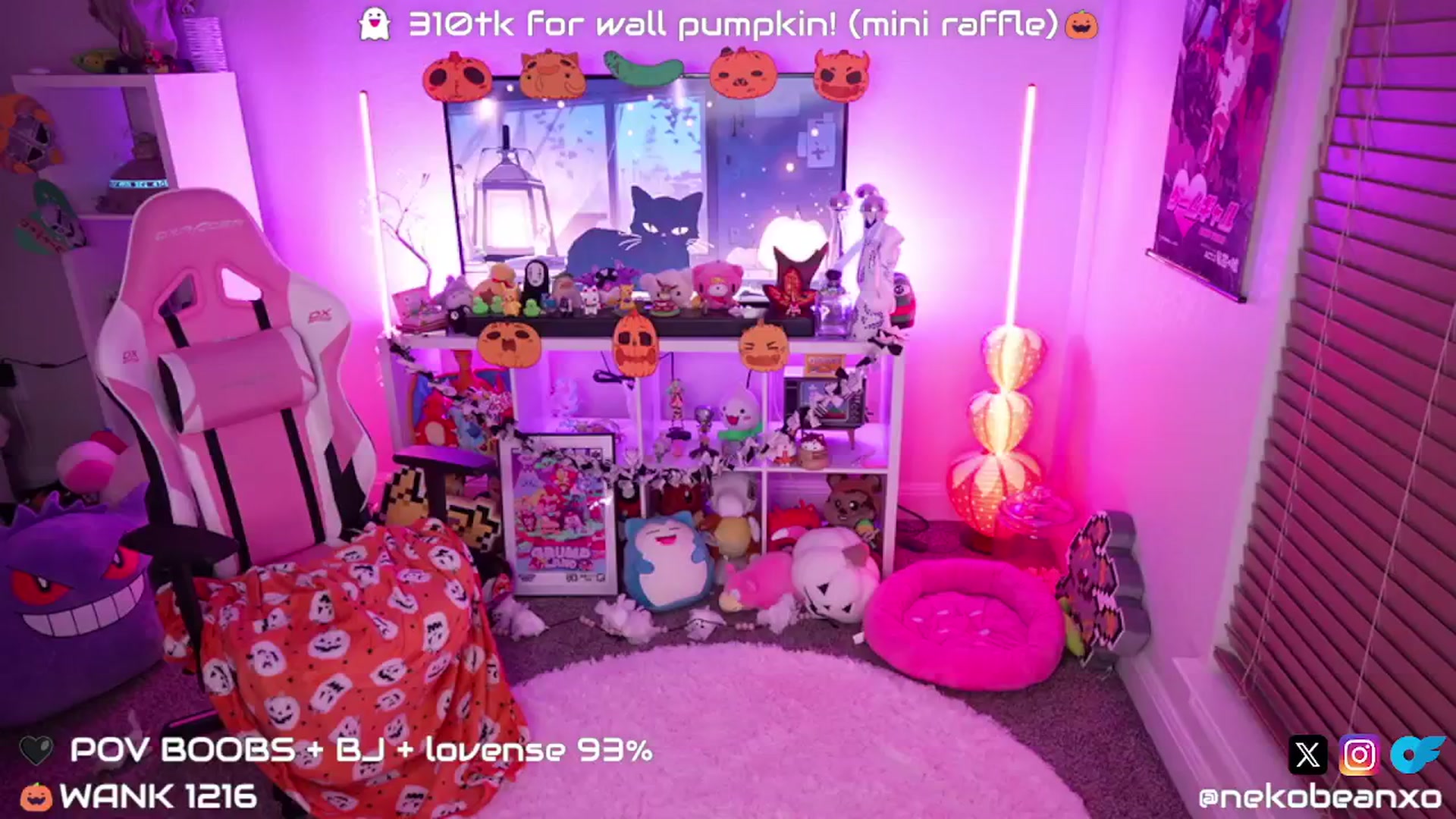 Gallery image thumbnail from Nekobeanxo's myfreecams stream on, 10/21/2024, 06:31 image 6 of 20