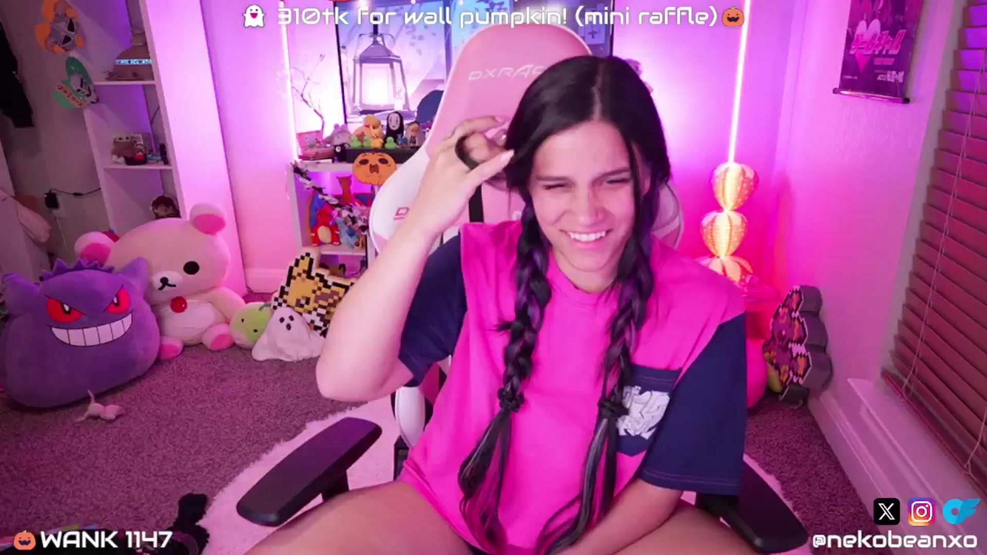 Gallery image thumbnail from Nekobeanxo's myfreecams stream on, 10/22/2024, 07:09 image 3 of 20