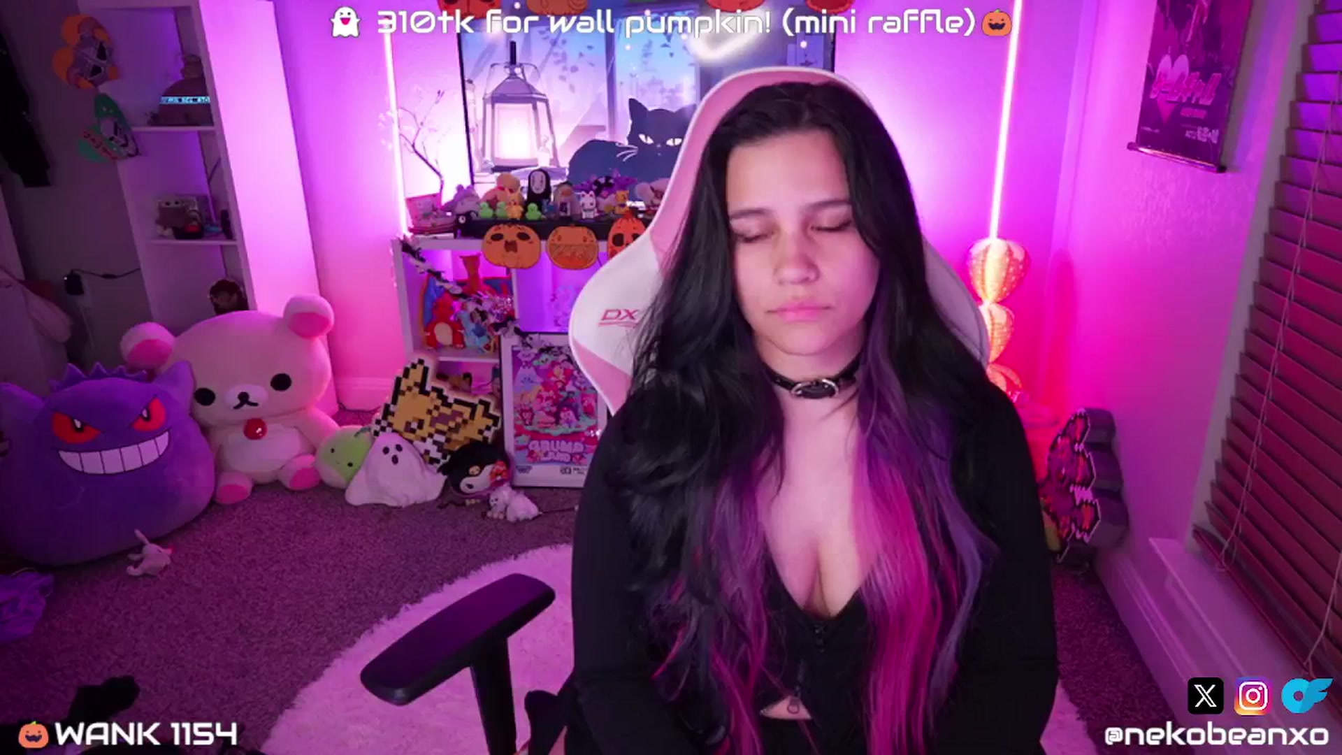Gallery image thumbnail from Nekobeanxo's myfreecams stream on, 10/23/2024, 03:10 image 5 of 20