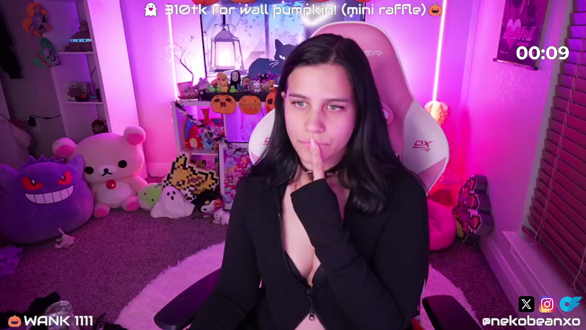 Gallery image thumbnail from Nekobeanxo's myfreecams stream on, 10/23/2024, 03:10 image 20 of 20