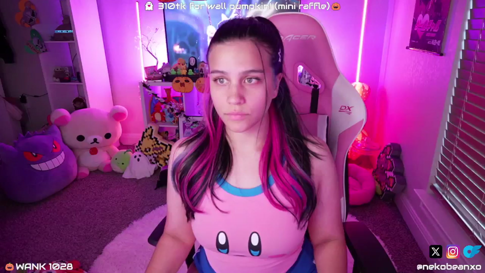 Gallery image thumbnail from Nekobeanxo's myfreecams stream on, 10/24/2024, 23:26 image 17 of 20